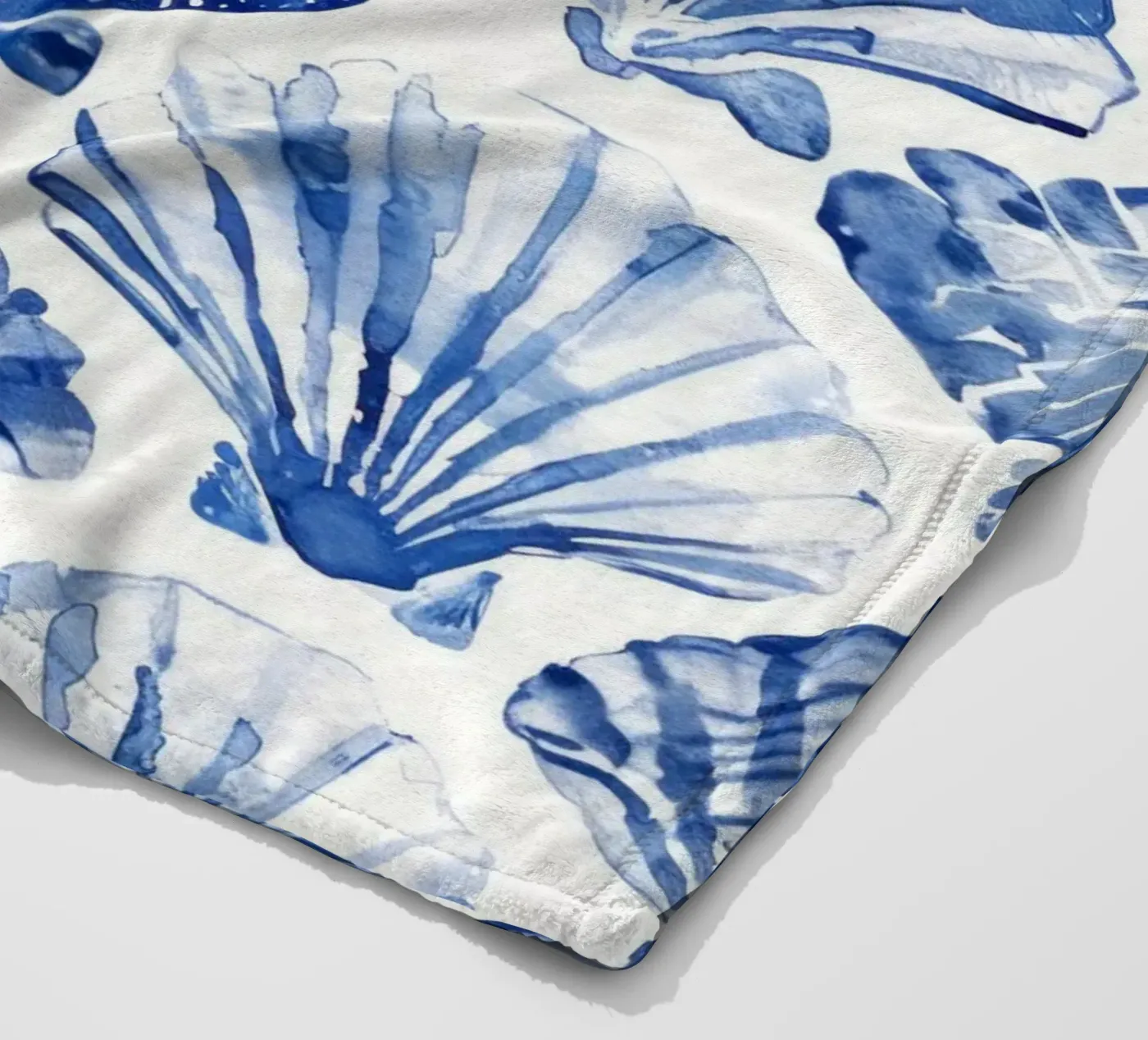 Blue Shell Pattern Fleecedecke von treechild