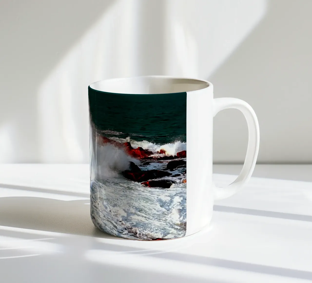 FAA305. Big Wave. tazza in ceramica da Thierry vobmann photography