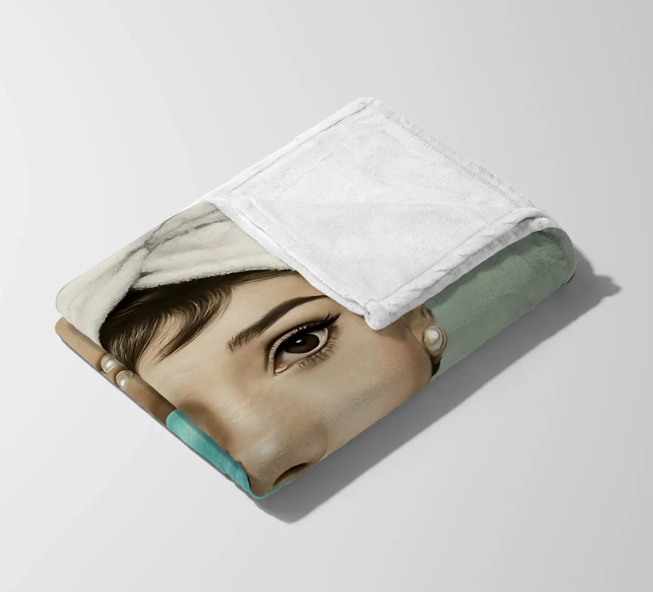 AUDREY HEPBURN GOMMA DA MASTICARE coperta in pile da ARTOMATIC