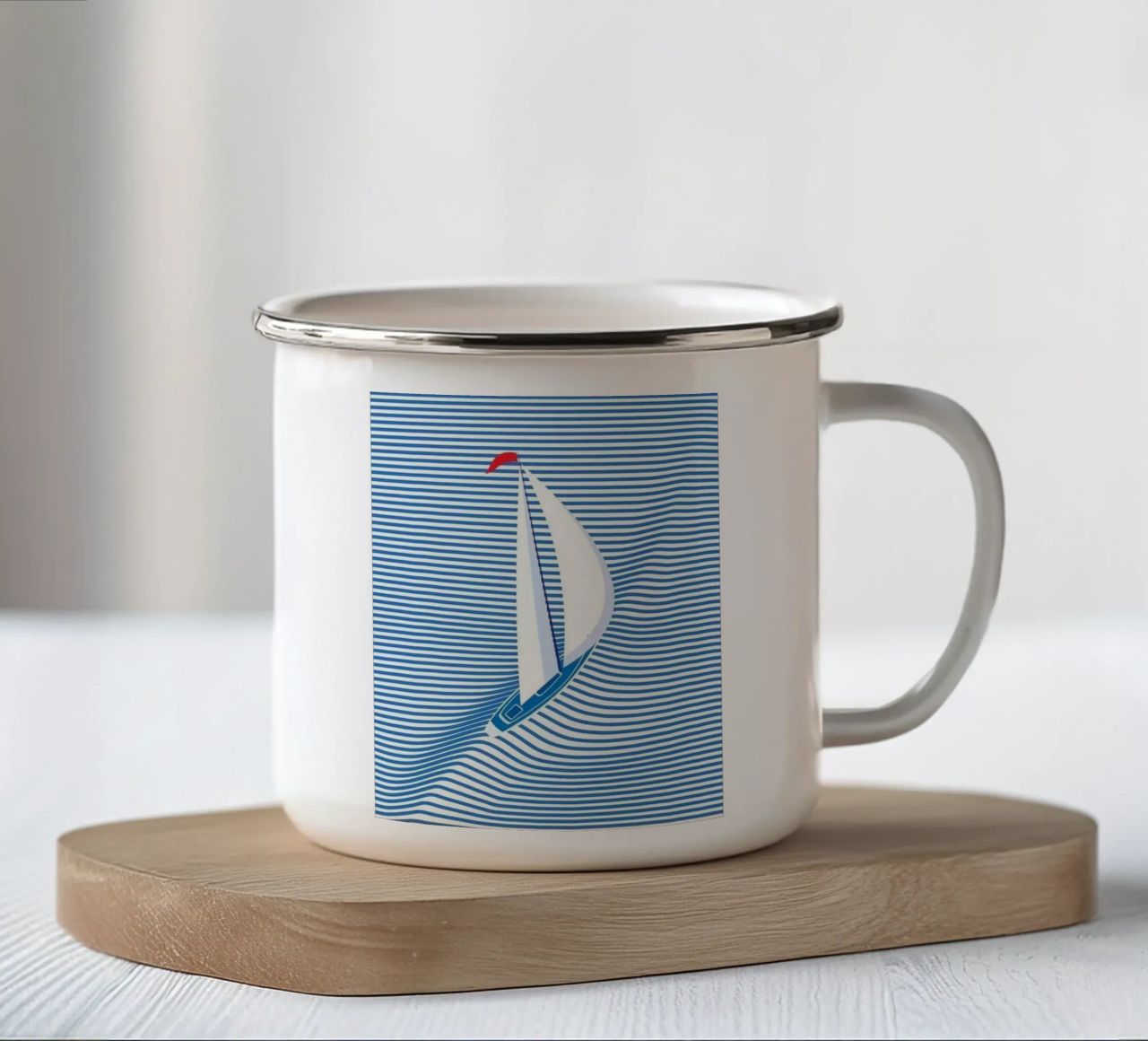 Vela in mare tazza in smalto da Maria studio