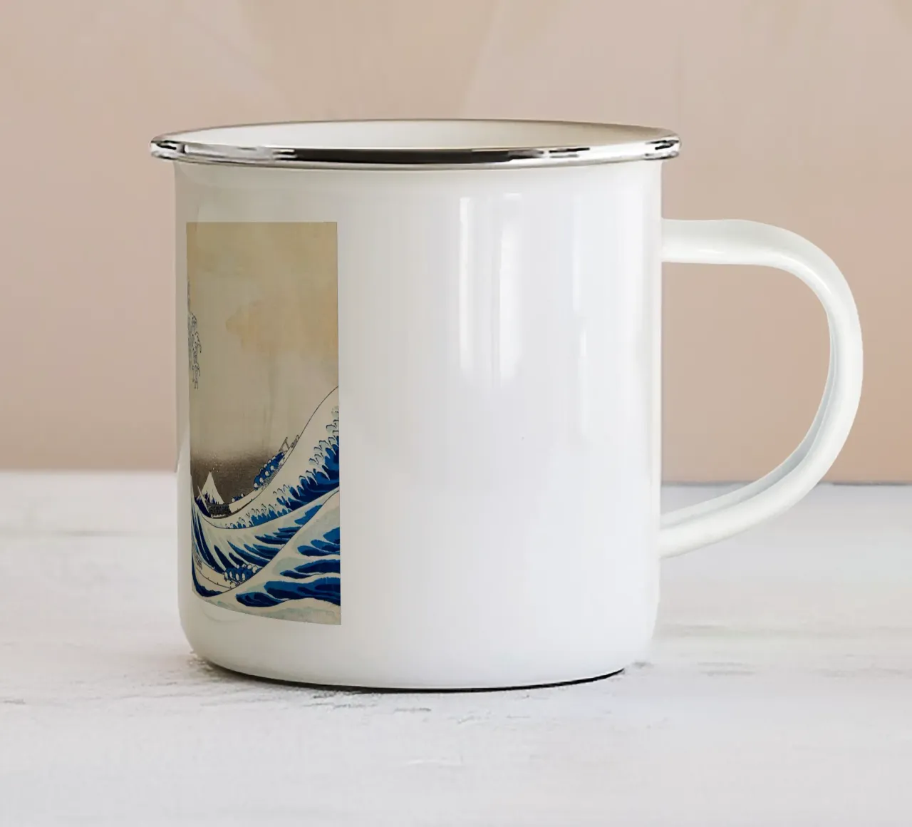 Grande onda con il monte Fuji - iconica xilografia giapponese tazza in smalto da Vintage World - Uta Naumann