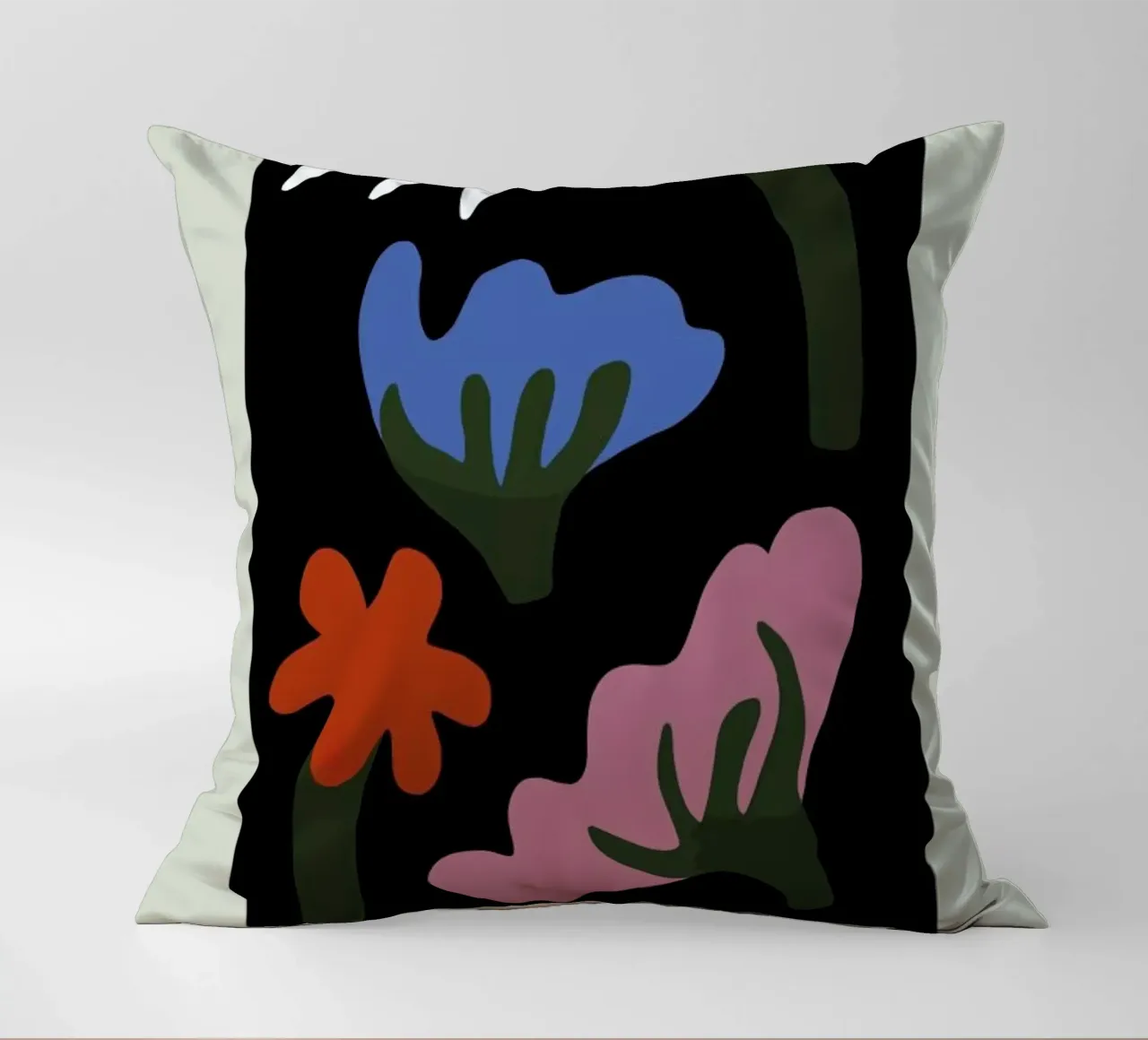 Camellia In Bloom II cuscino da Studio One