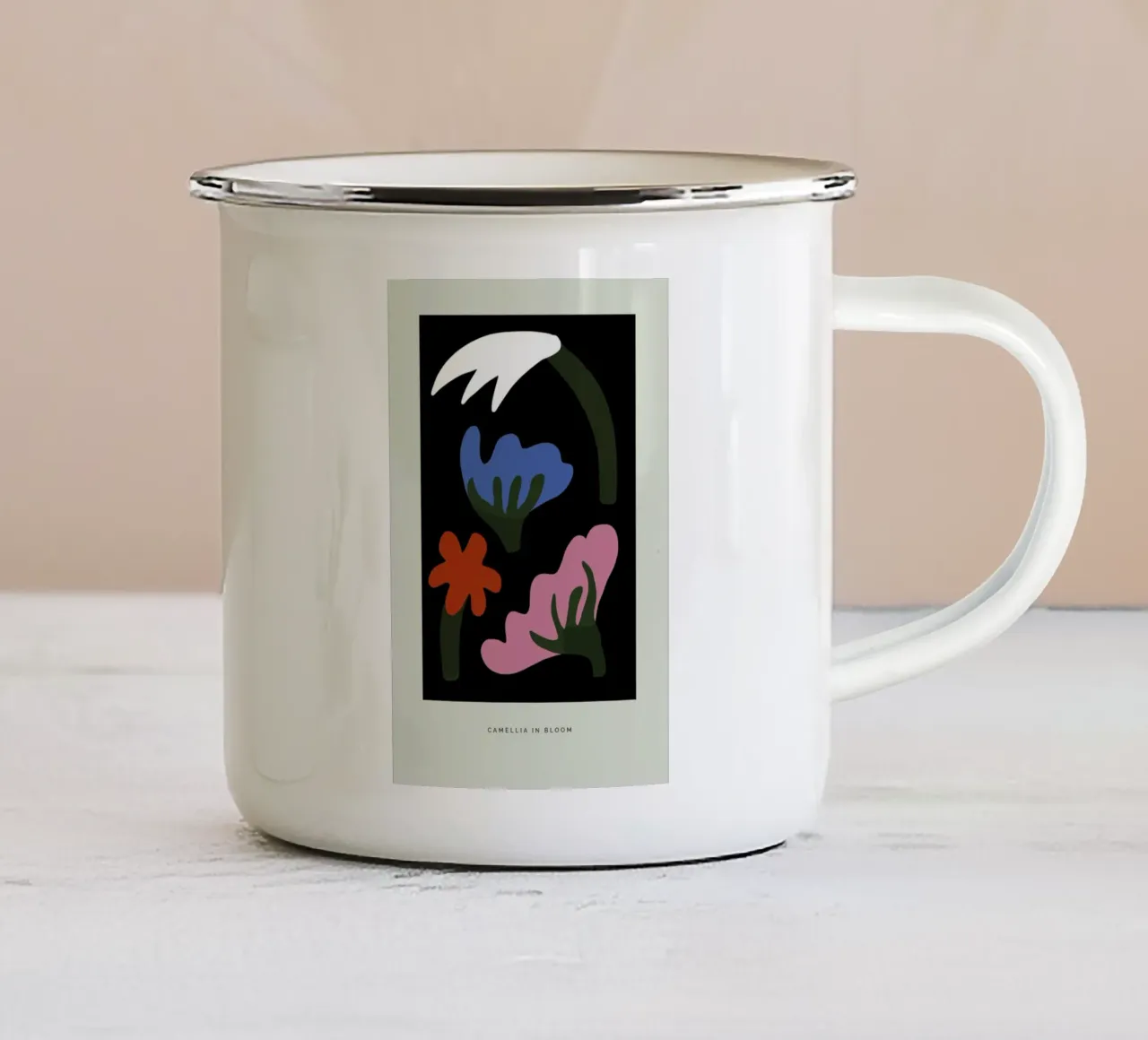 Camellia In Bloom II tazza in smalto da Studio One