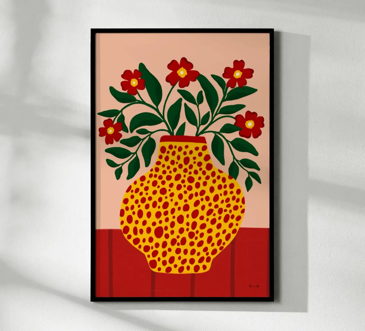 Red Flowers in dotted Vase poster con telaio in alluminio da Tida vom Weg