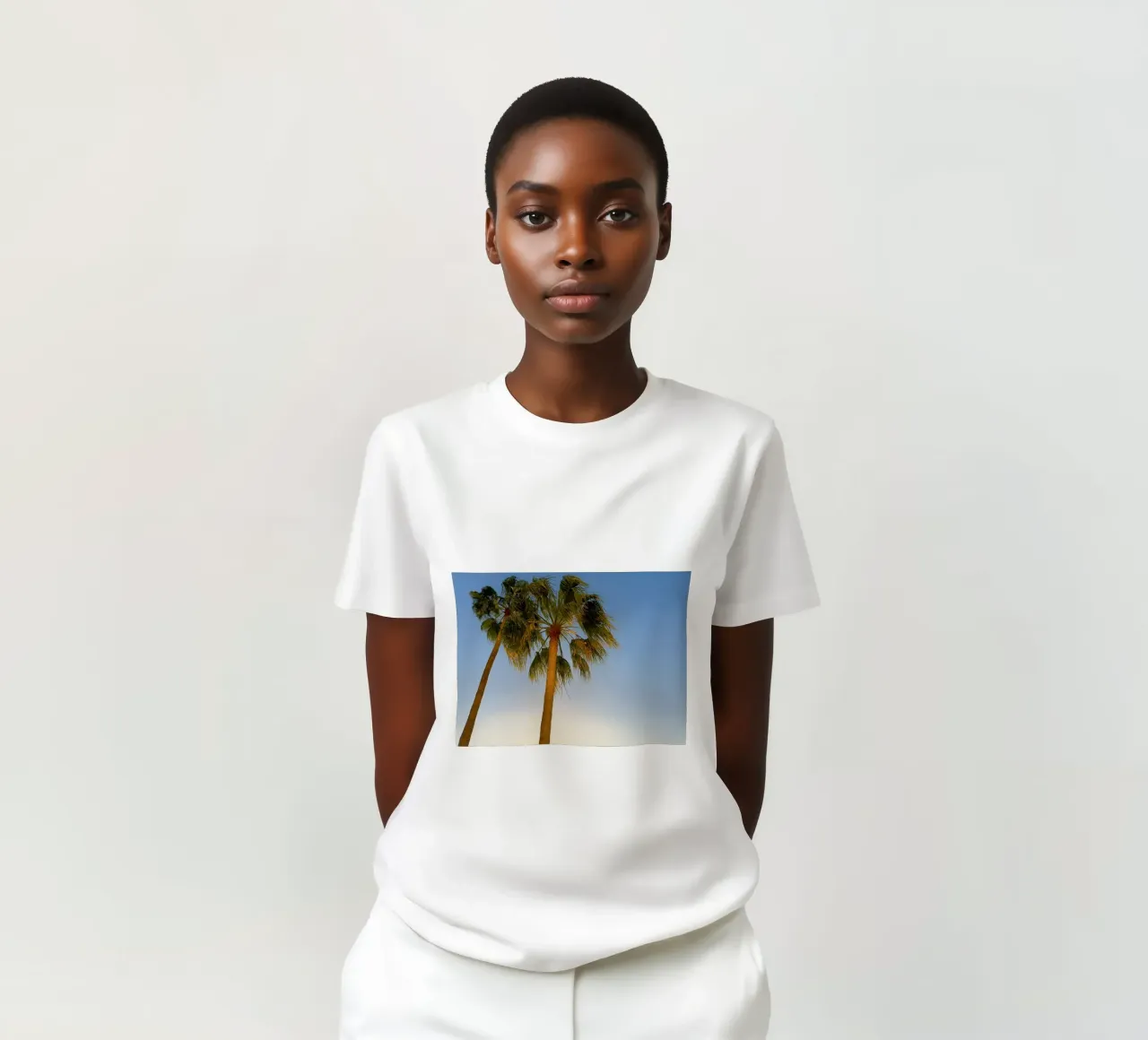 Palmen T-Shirt von Massimo Frascogna