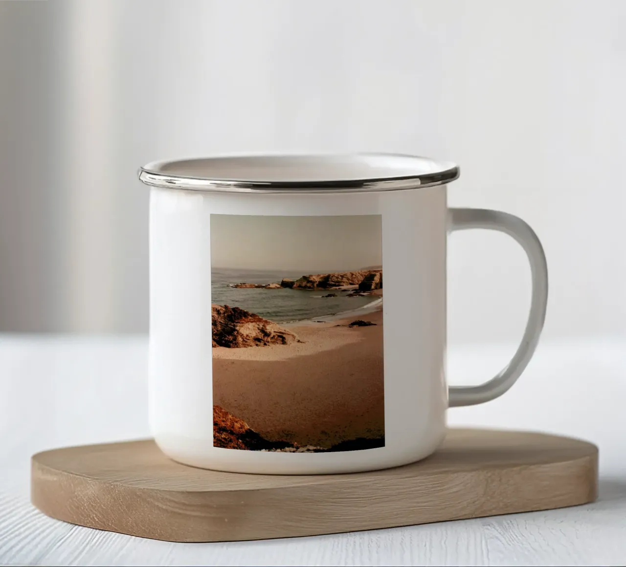 Natural Beach tazza in smalto da Sebastian Hilgetag