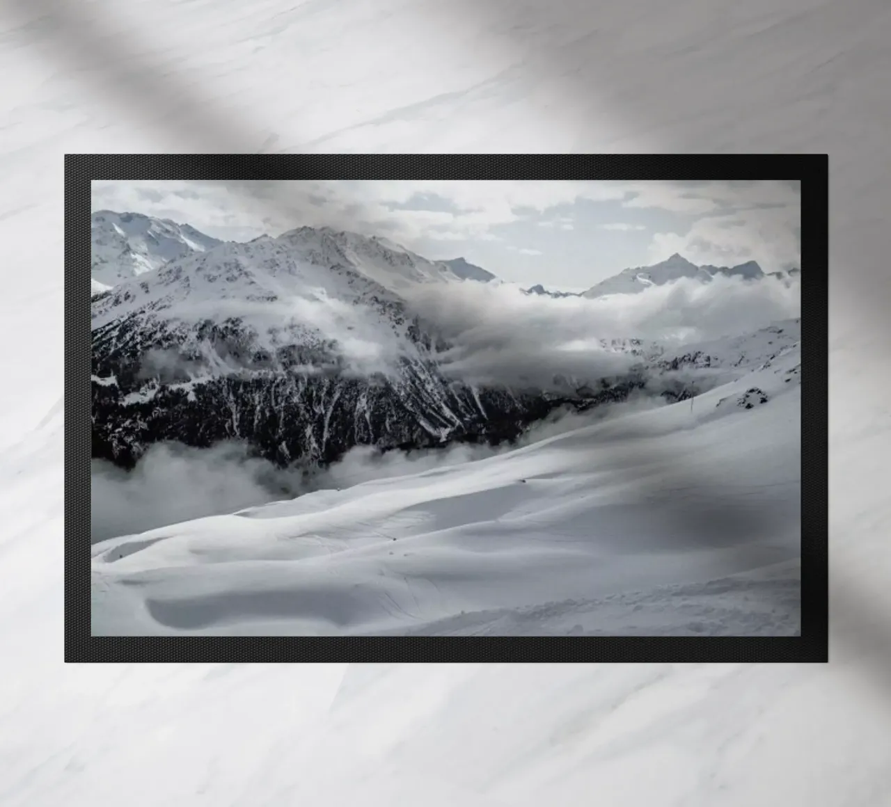 Clouds In The Mountains zerbino da Sebastian Hilgetag