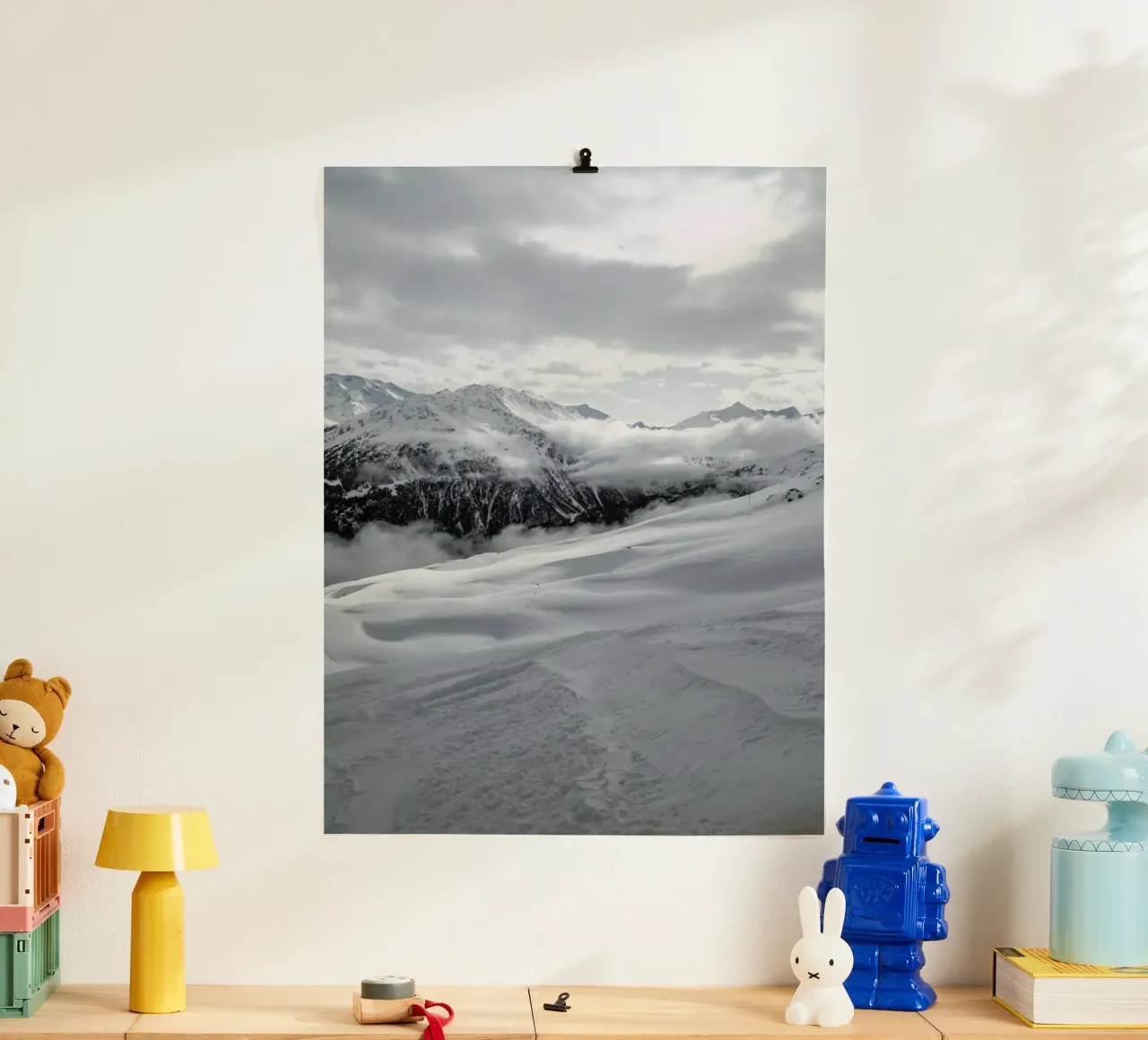 Clouds In The Mountains poster da Sebastian Hilgetag