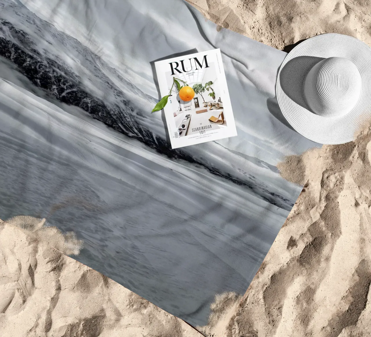 Clouds In The Mountains telo mare da Sebastian Hilgetag