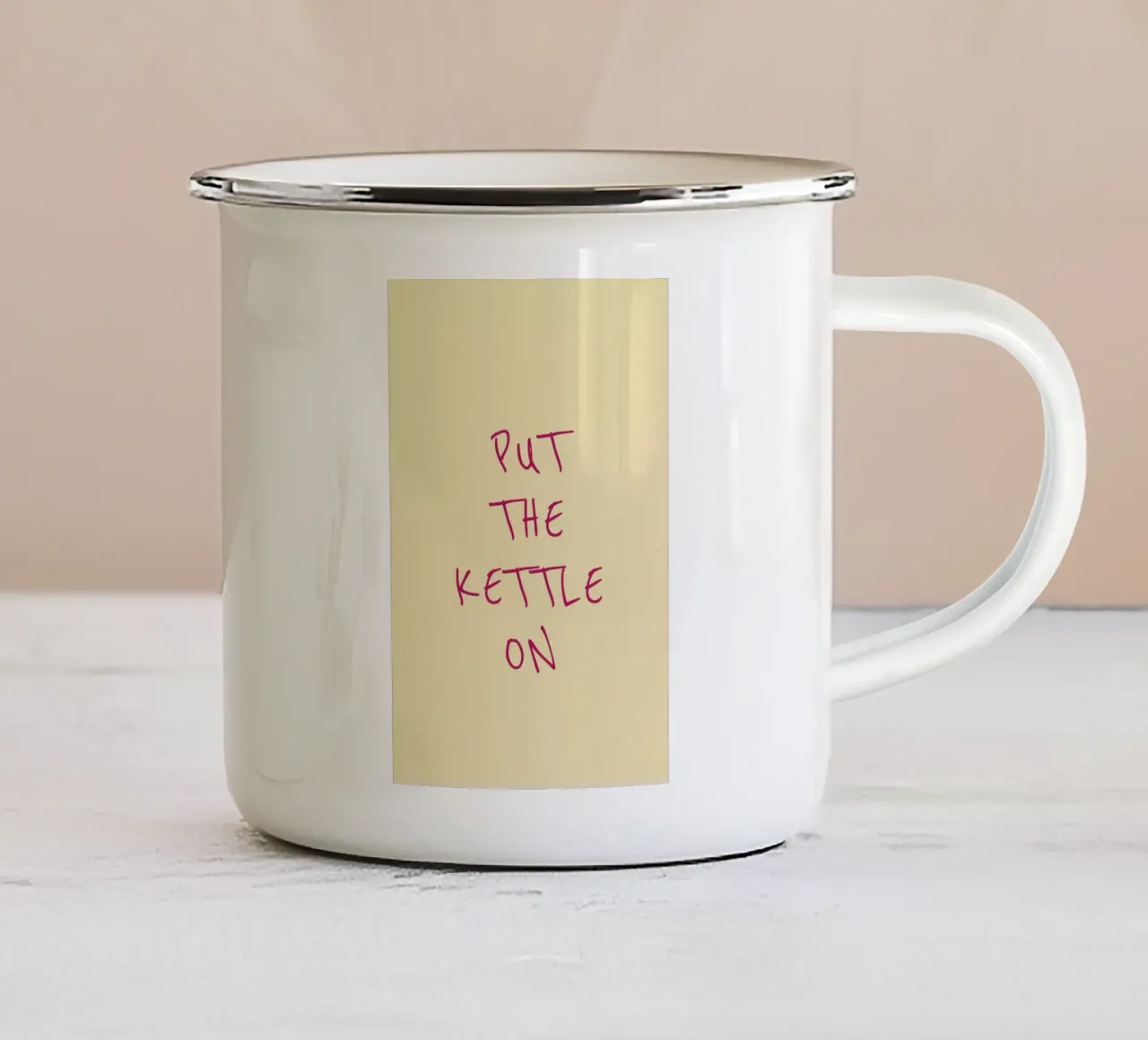 Put the Kettle On tazza in smalto da Ayleen