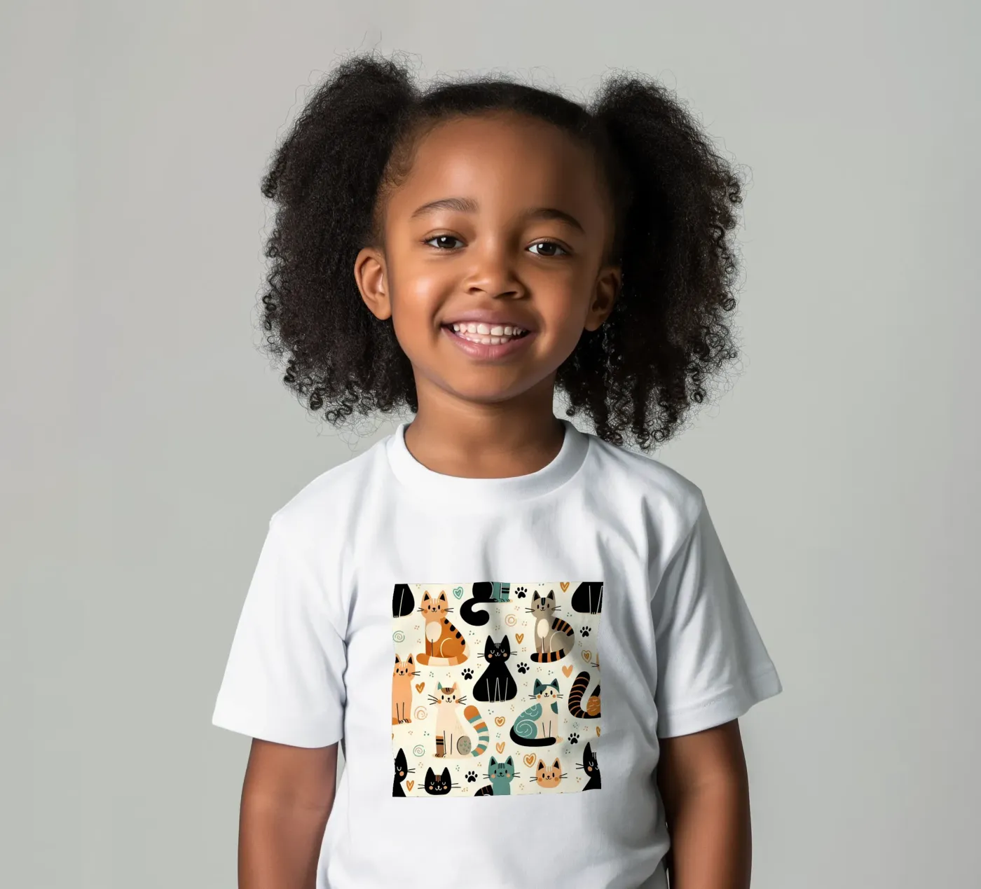Katze Doodle-Muster Kinder T-Shirt von Happy Littles