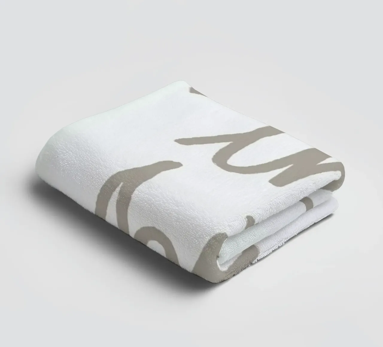 Tres bien towel by KRUTH DESIGN