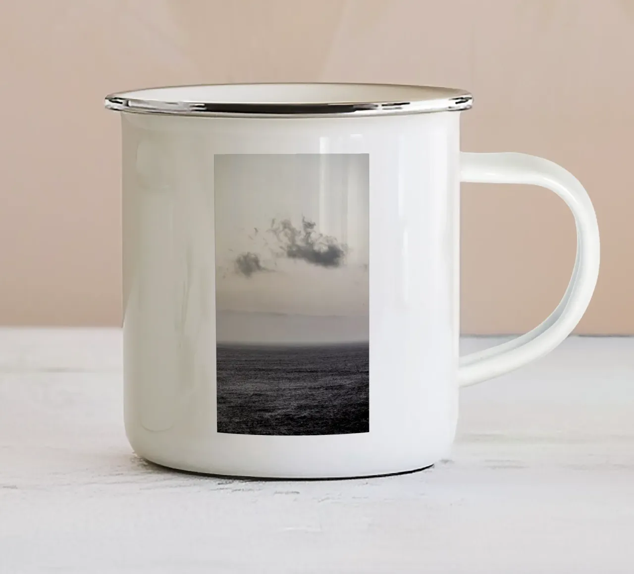Cloud Play tazza in smalto da Shot By Clint