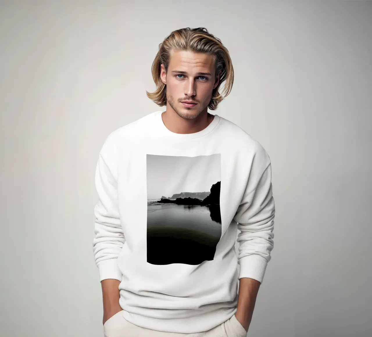Black And White Beach felpa da Sebastian Hilgetag