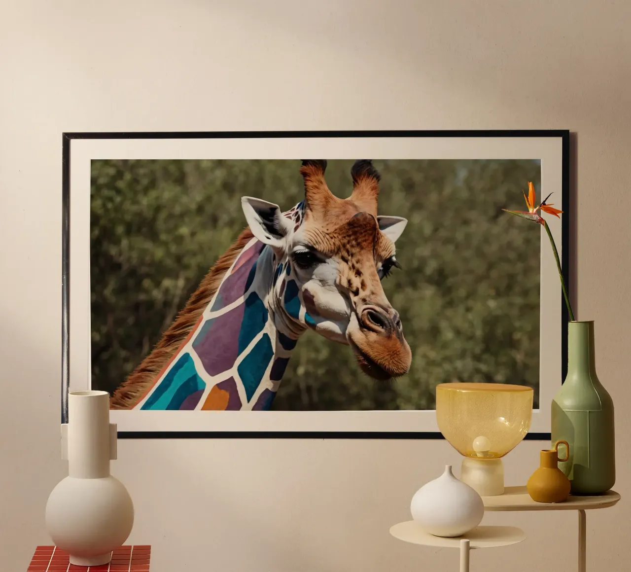 Giraffa con motivi di colori vivaci si erge con grazia carta hahnemühle da DesignDoodle
