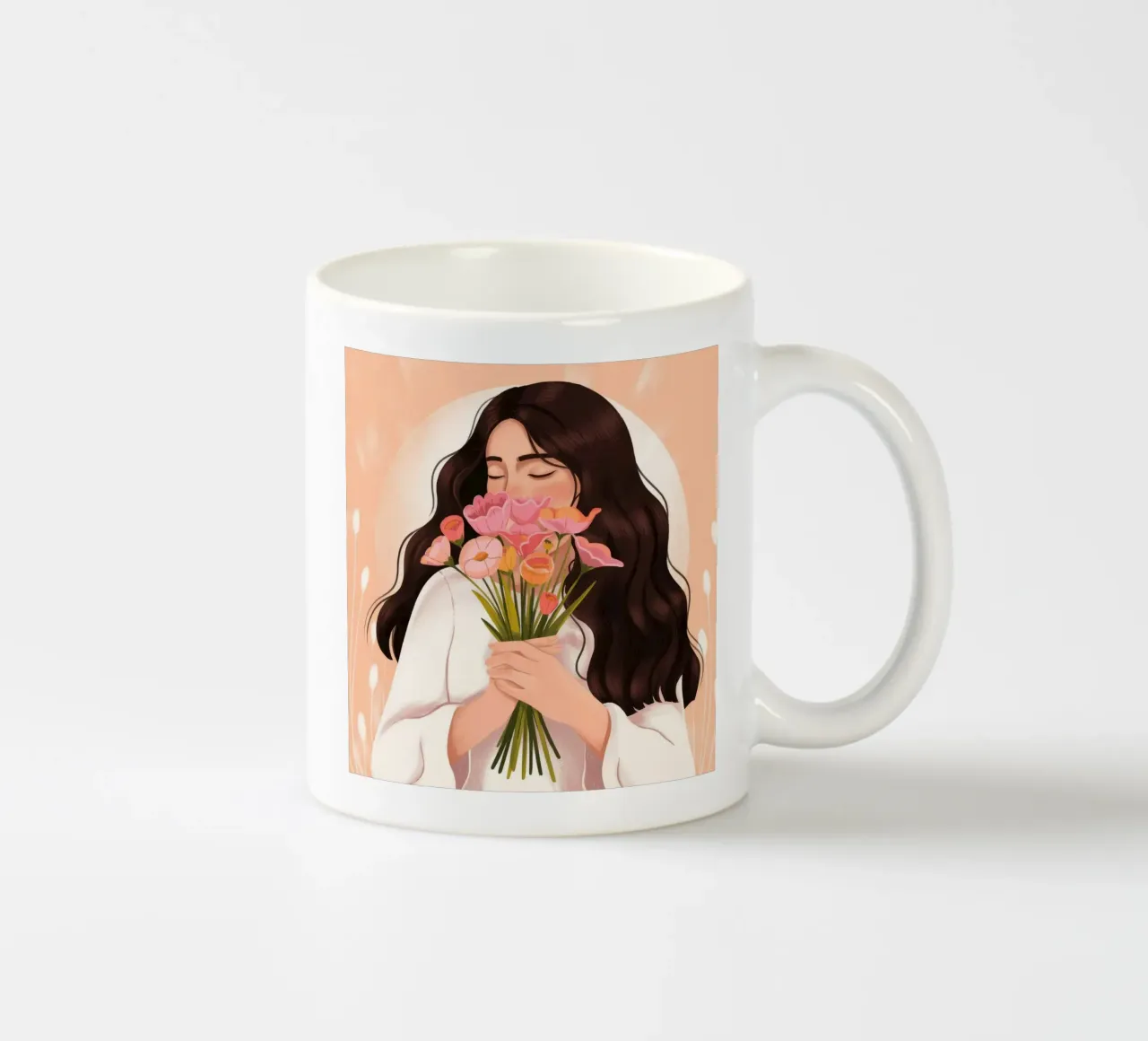 Abbraccio di fiori teneri tazza in ceramica da Silent Hue