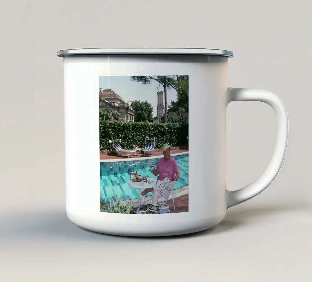 Sirio Maccioni - Slim Aarons tazza in smalto da The Poster UK
