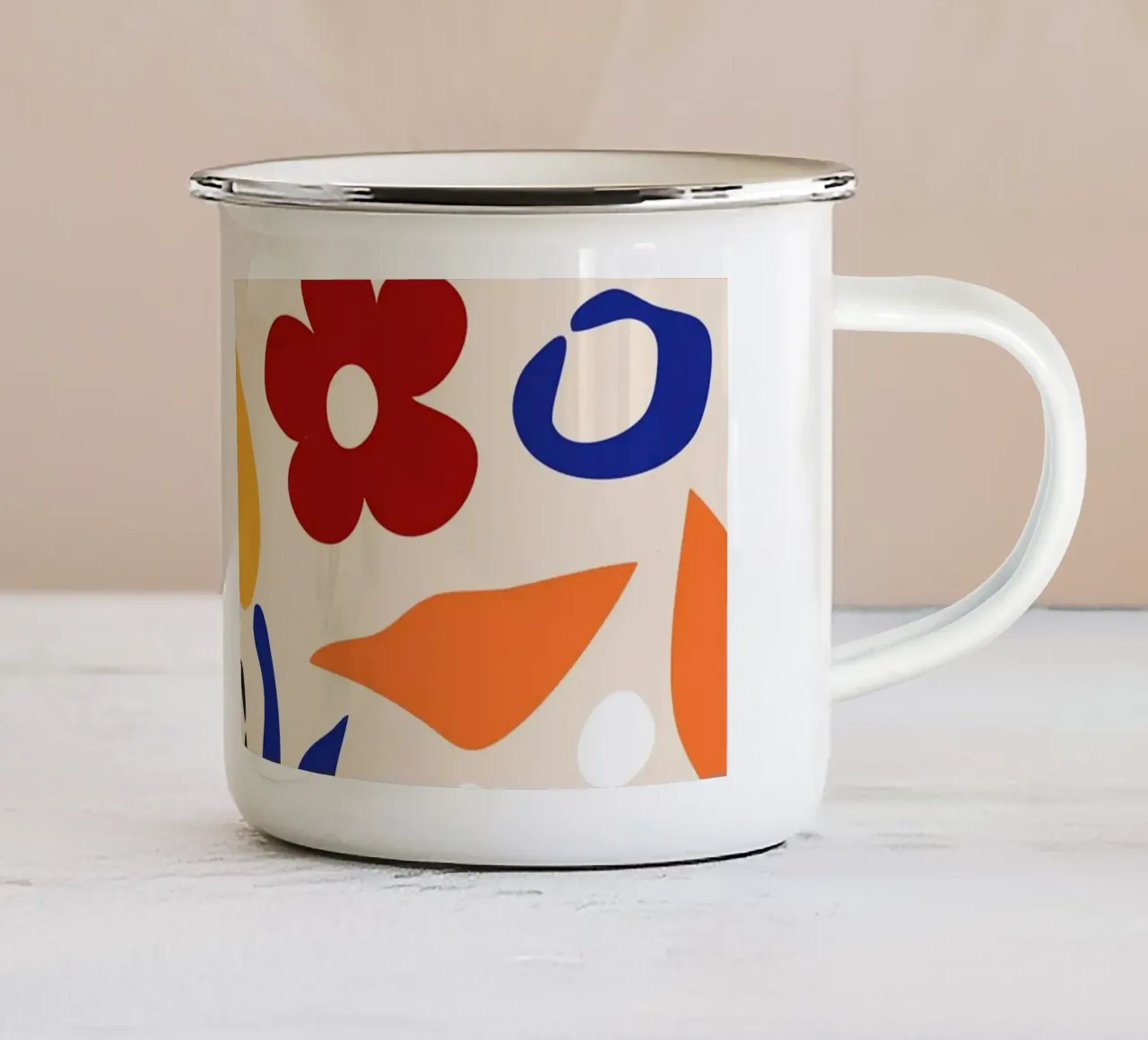 Petali ondeggianti, foglie fruscianti tazza in smalto da Kintsugi99