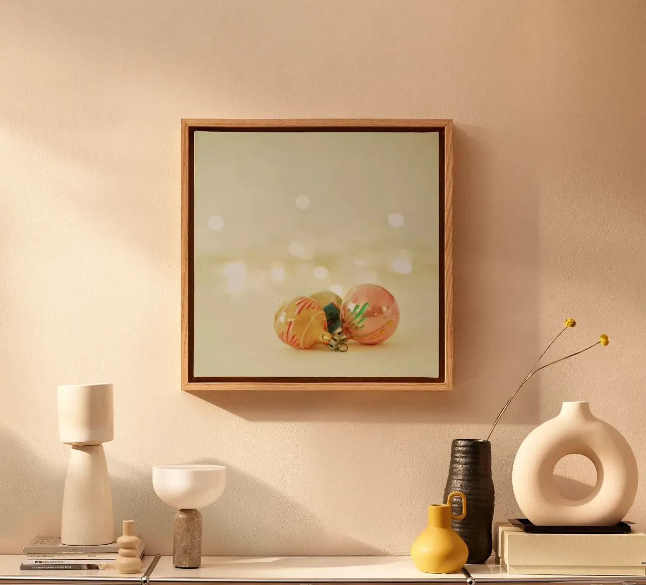 Kerstballen 2 canvas met Baklijst van Cassia Beck Photography