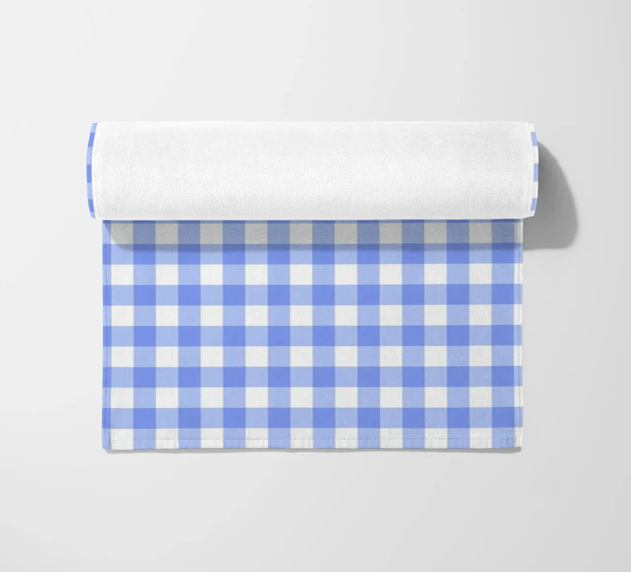 Gingham blu pastello telo mare da Happy Littles