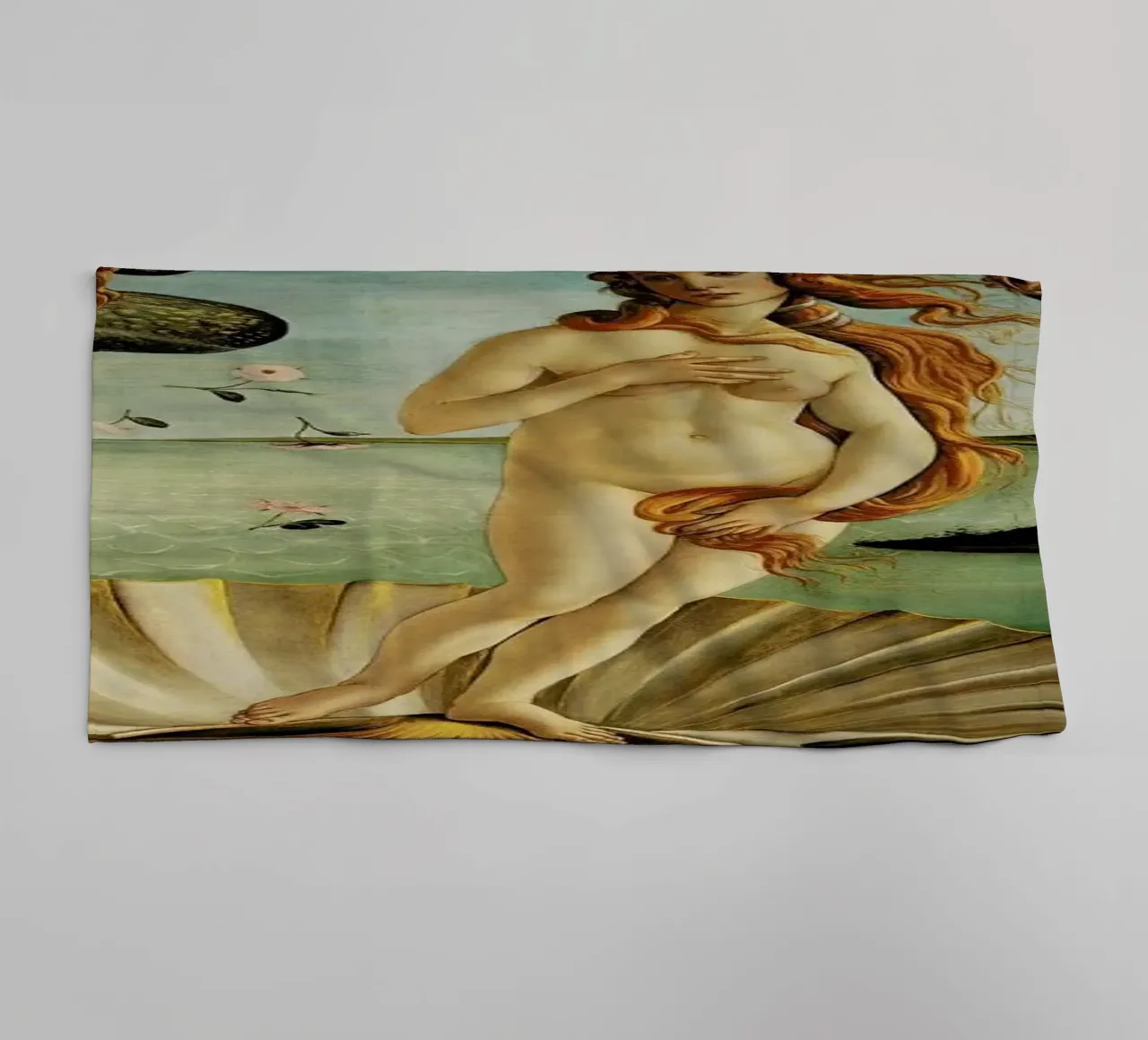 Botticelli - The Birth of Venus asciugamano da bagno da Vintage by JUNIQE