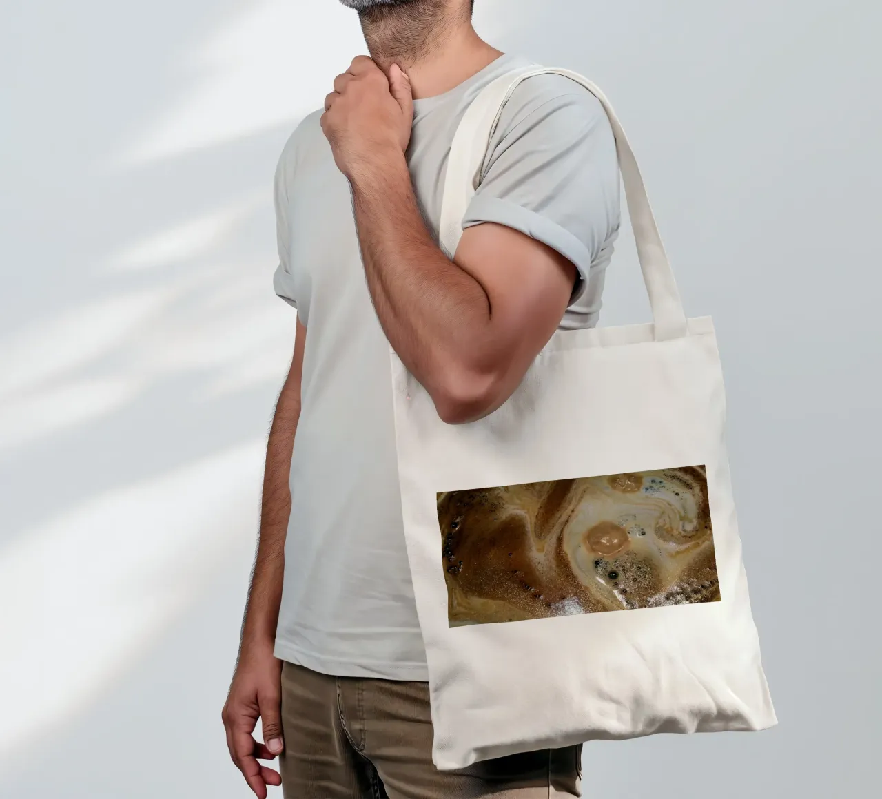 Cappuccio borsa in juta da Massimo Frascogna