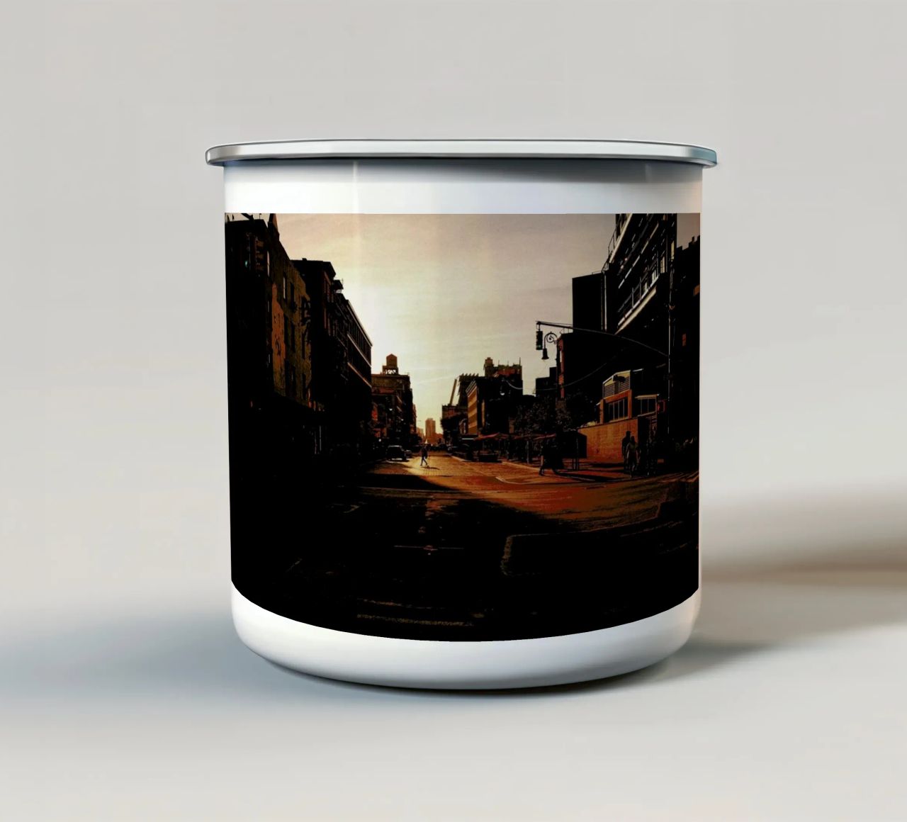 Warm tazza in smalto da Philipp Reinhard