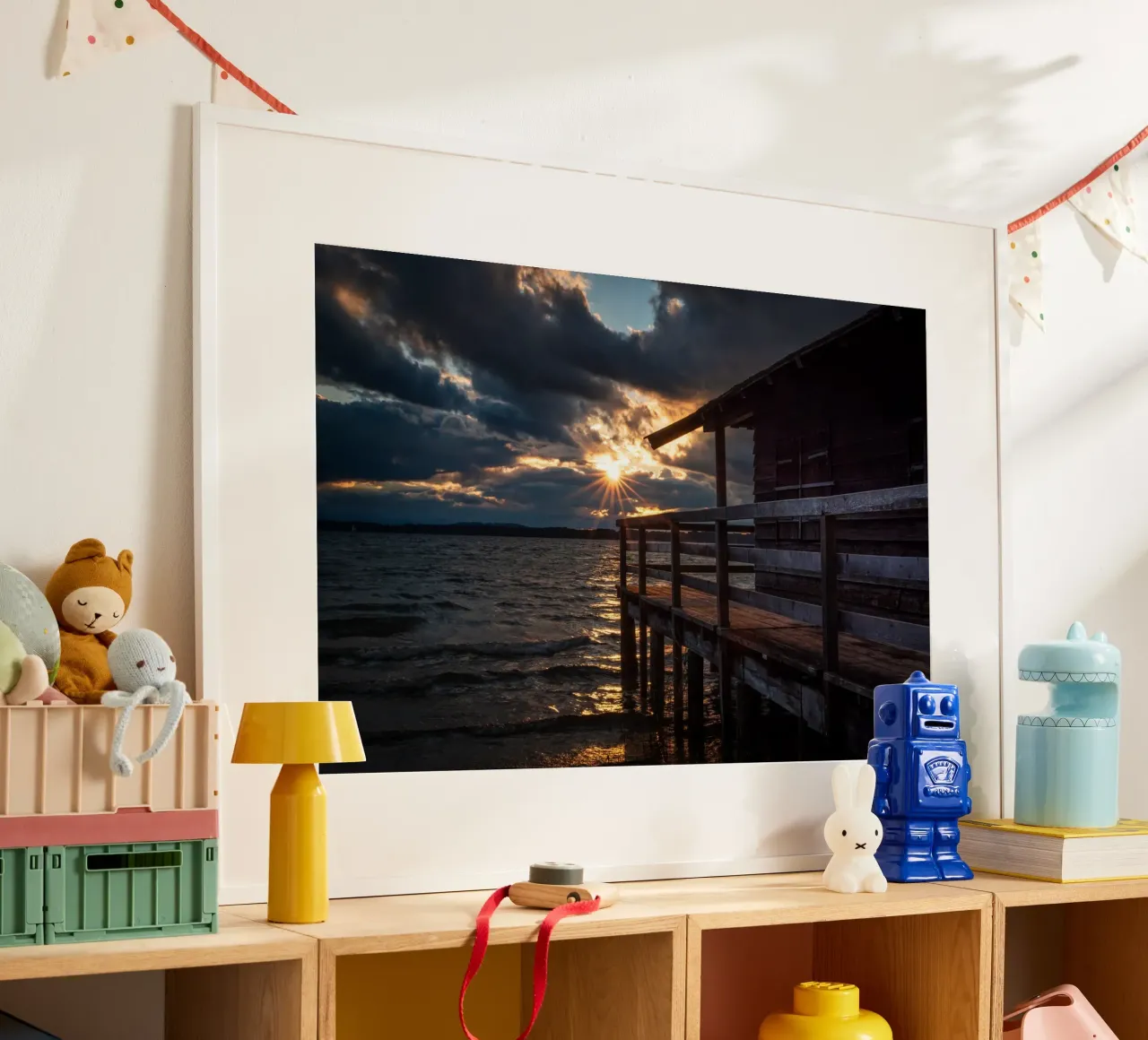 Chiemsee Seehaus al tramonto poster con telaio in legno da 5ecken