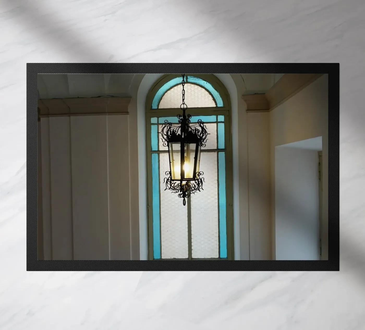 Lampada e finestra zerbino da Massimo Frascogna