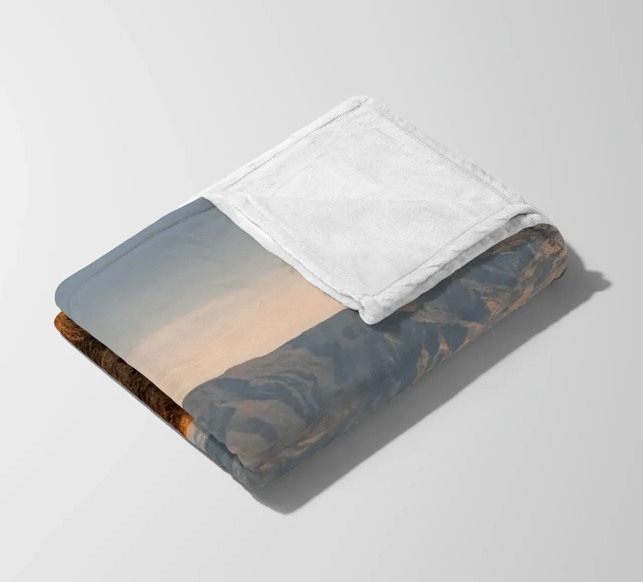 Tramonto sul Monte Aso a Kyushu, Giappone coperta in pile da Marcel Bisig