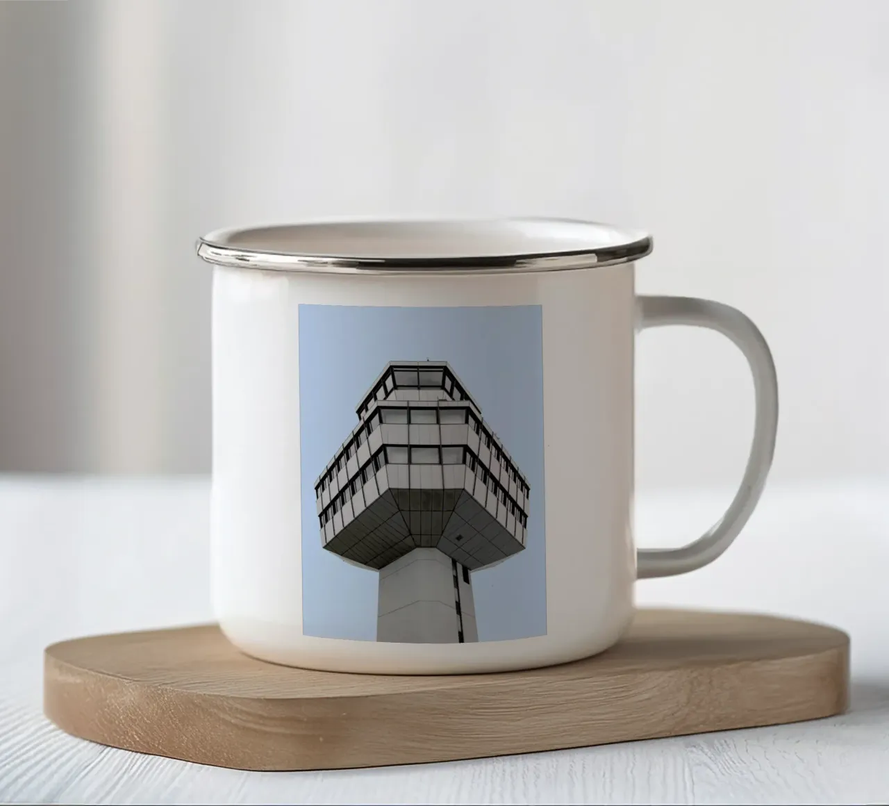 Tegel 3 tazza in smalto da Marc Schulthess
