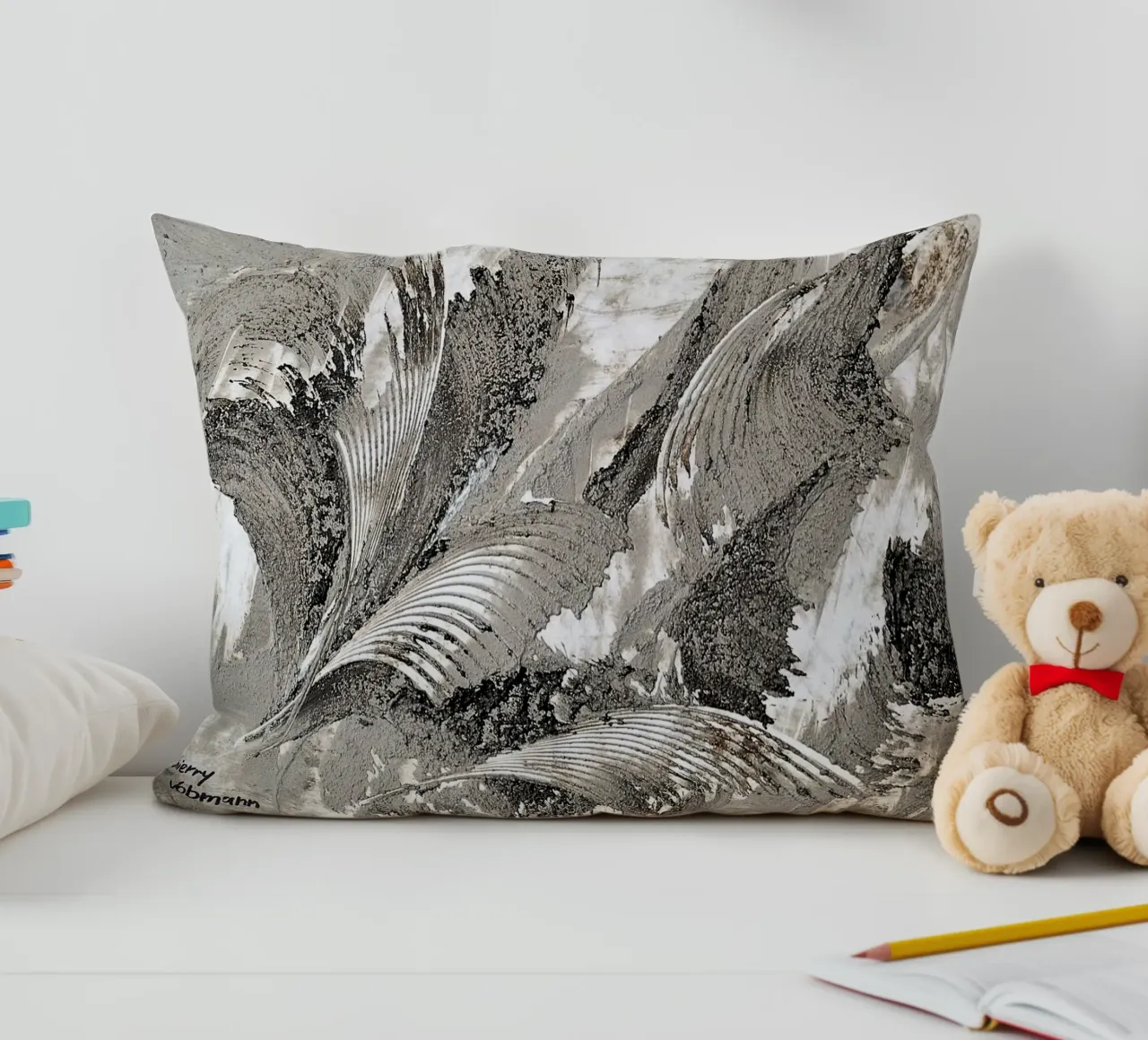 MESSAGE FROM THE HEART 26 cuscino da Thierry Vobmann Abstract painting