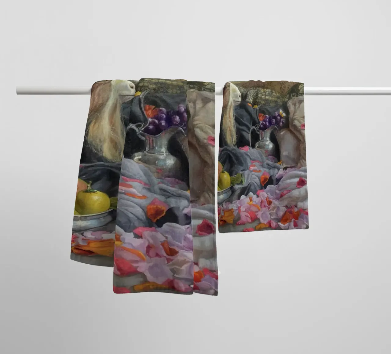 Capra e fiori asciugamano da bagno da Birgitart