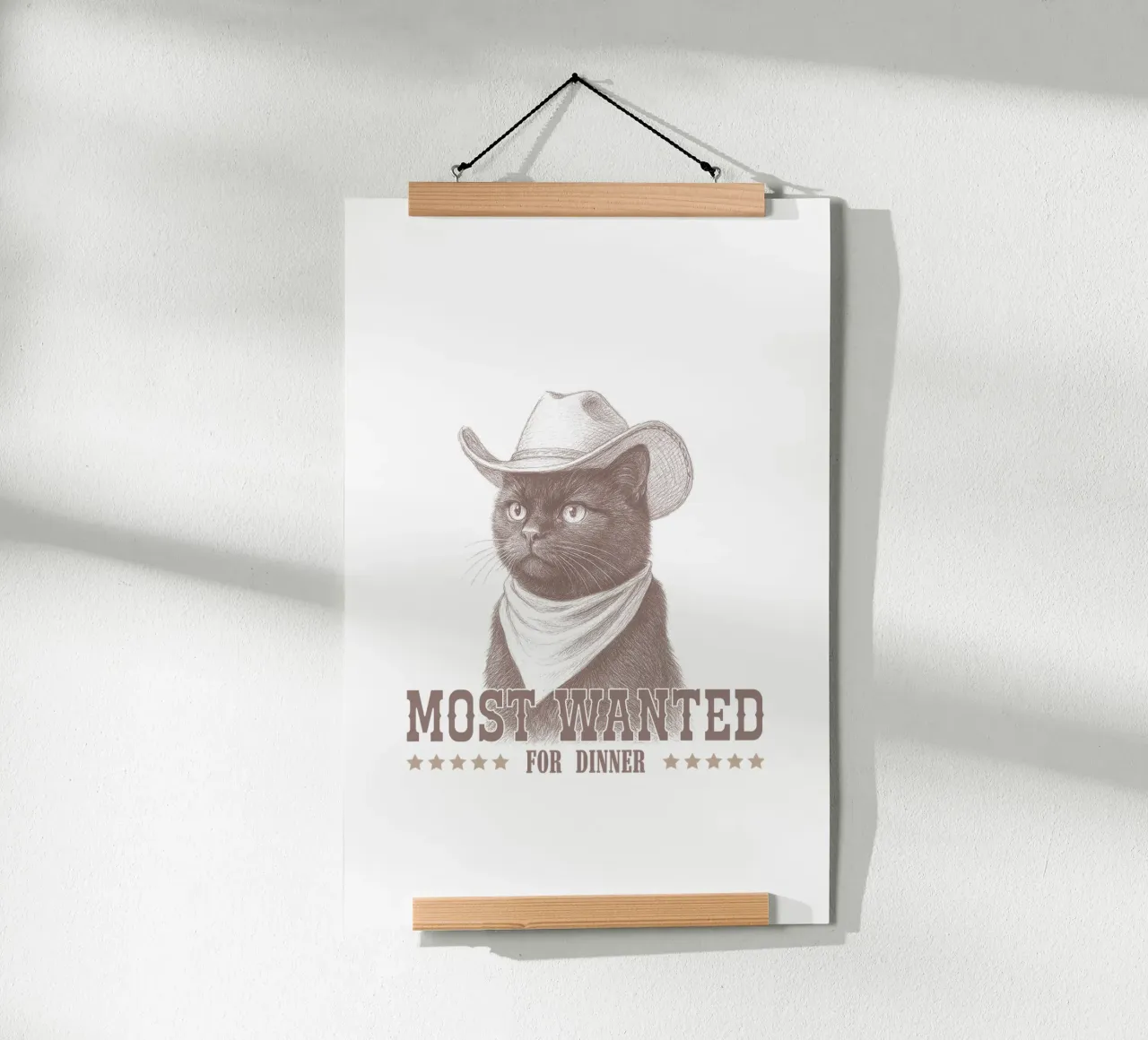 Il gatto cowboy più ricercato poster con telaio in legno da Jungle Joy Art