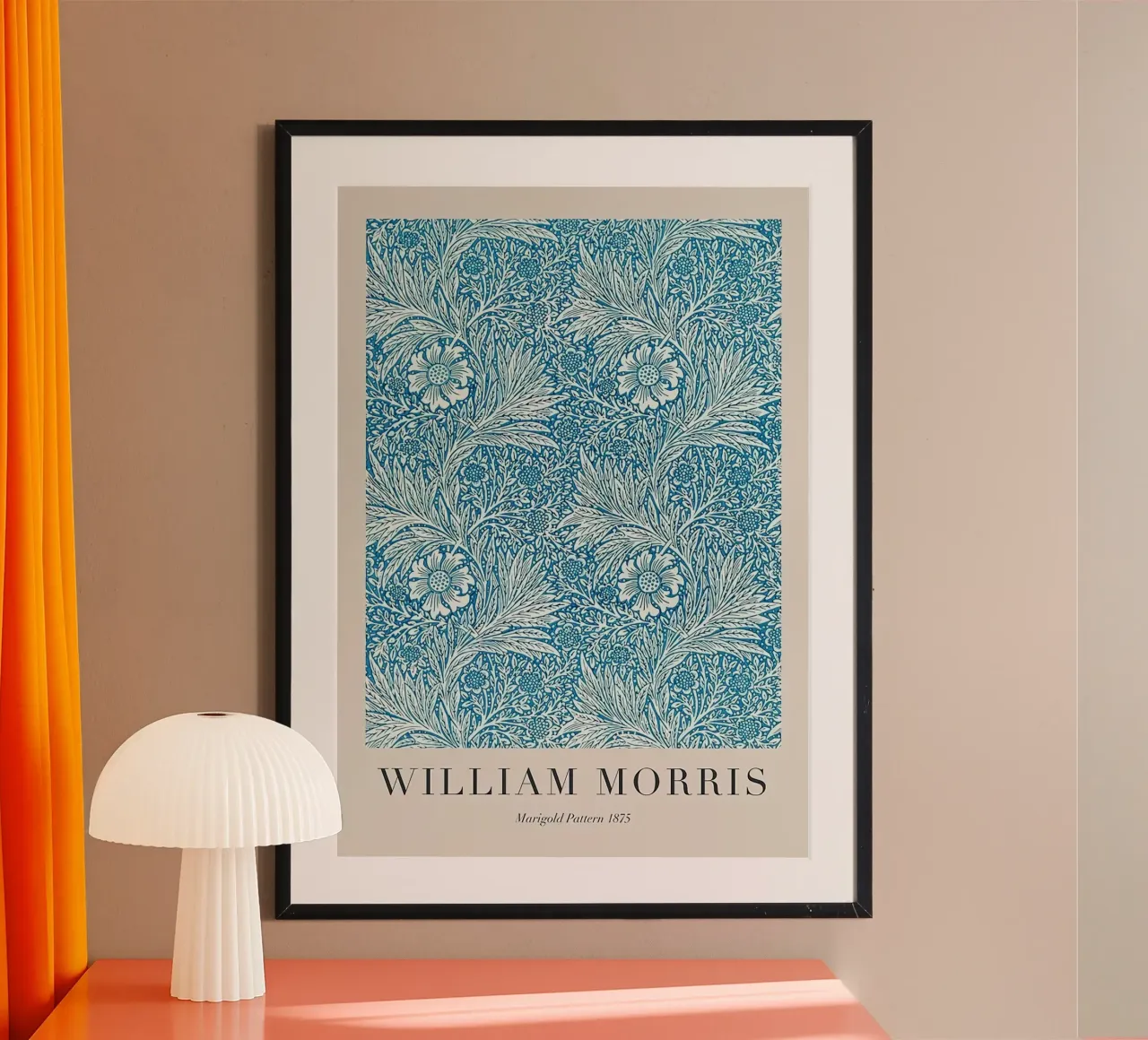 William Morris Modello Marigold 1875 poster con telaio in legno da Kunzeworld
