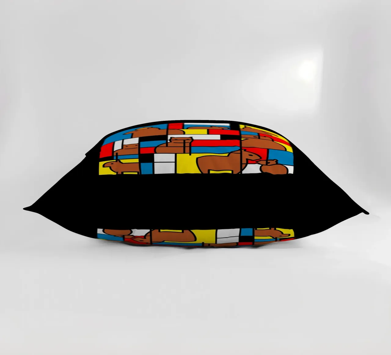 Mondrian Capybara cuscino da Tobe Fonseca