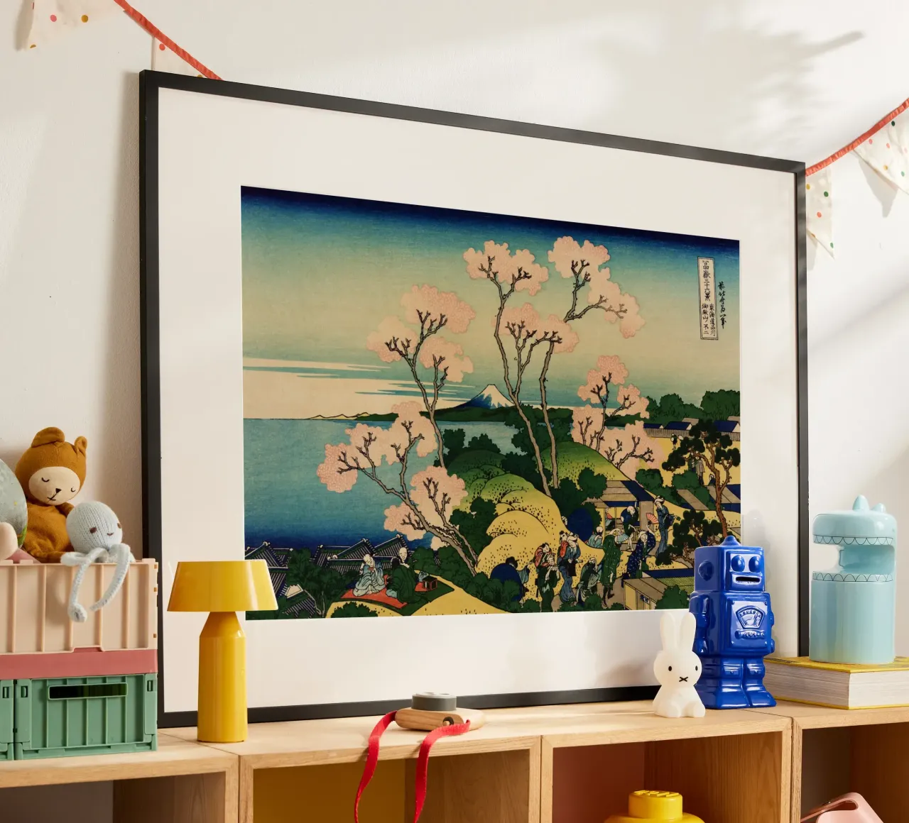 Hokusai - Goten-Yama-Hill Shinagawa sul Tokaido poster con telaio in legno da Wirla