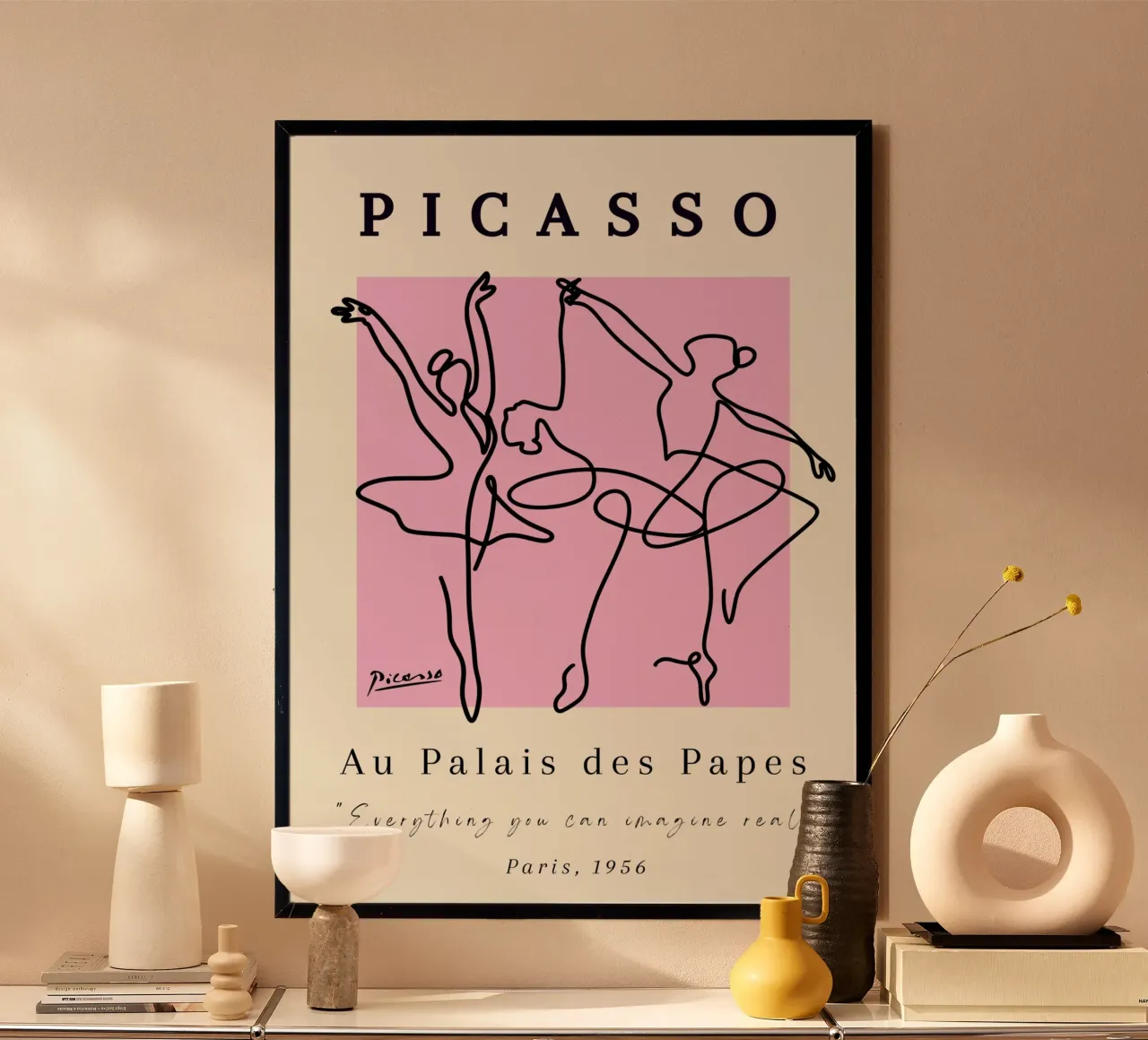 Picasso 1956 Disegno lineare di ballerine Poster per la mostra poster con telaio in plastica da NorwesClub