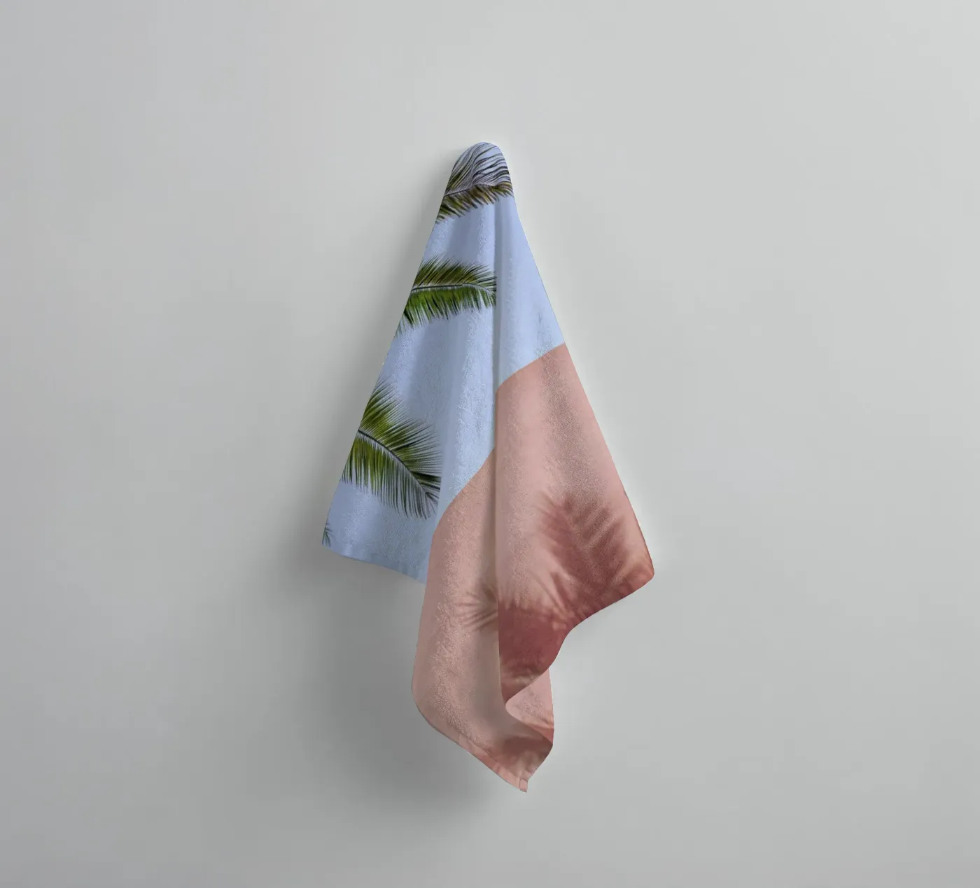 Reflecting towel by Rupert Höller