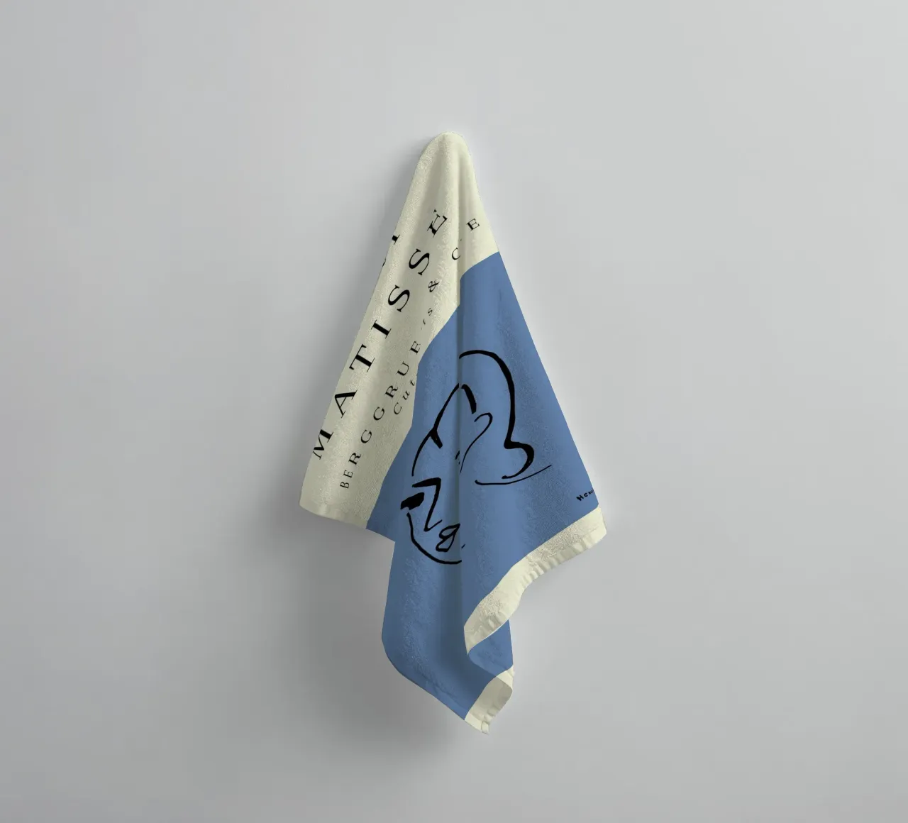 Matisse Blue Abstract Face Line Art Berggruen asciugamano da bagno da NorwesClub