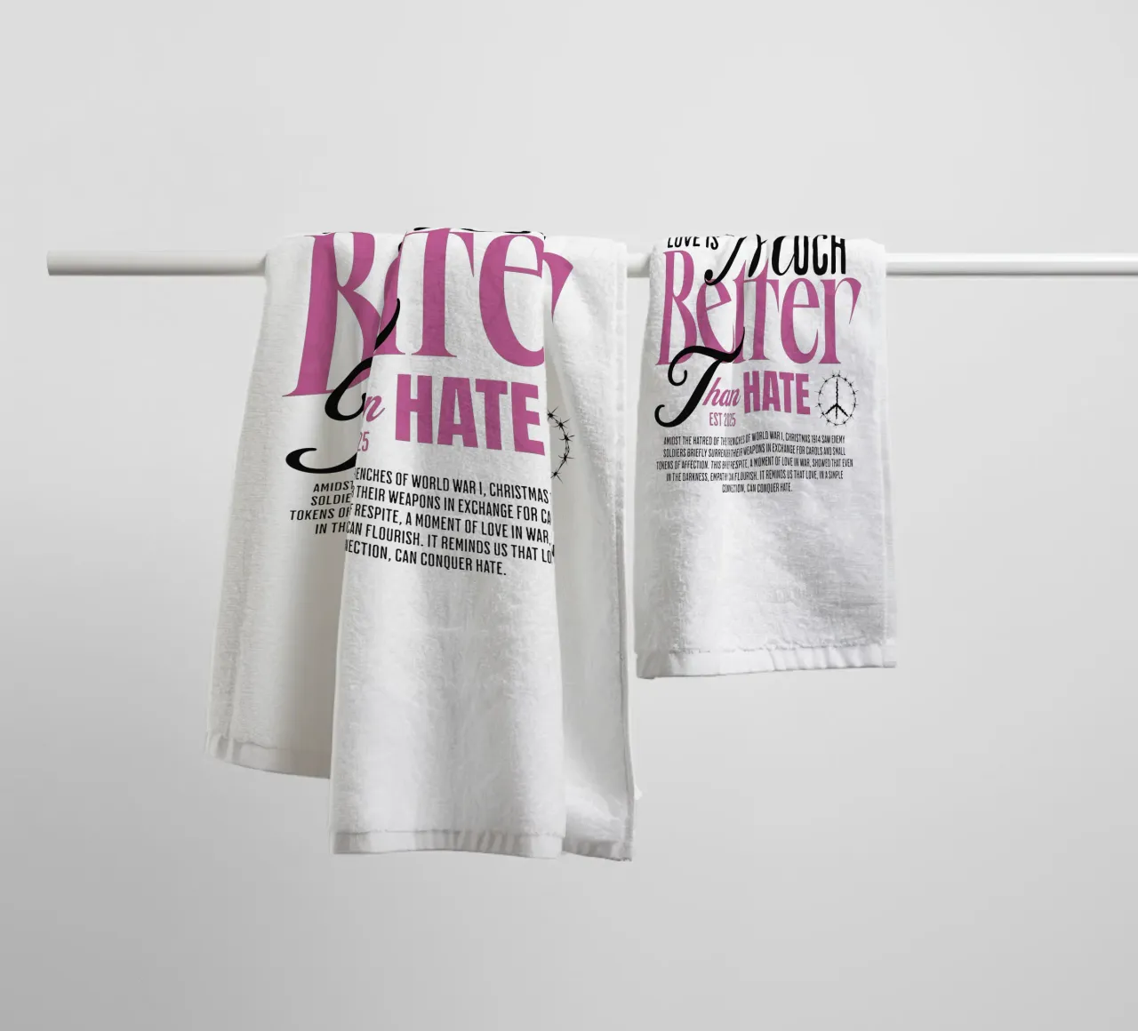 Love is Much Better Than Hate asciugamano da bagno da artelevenstudio