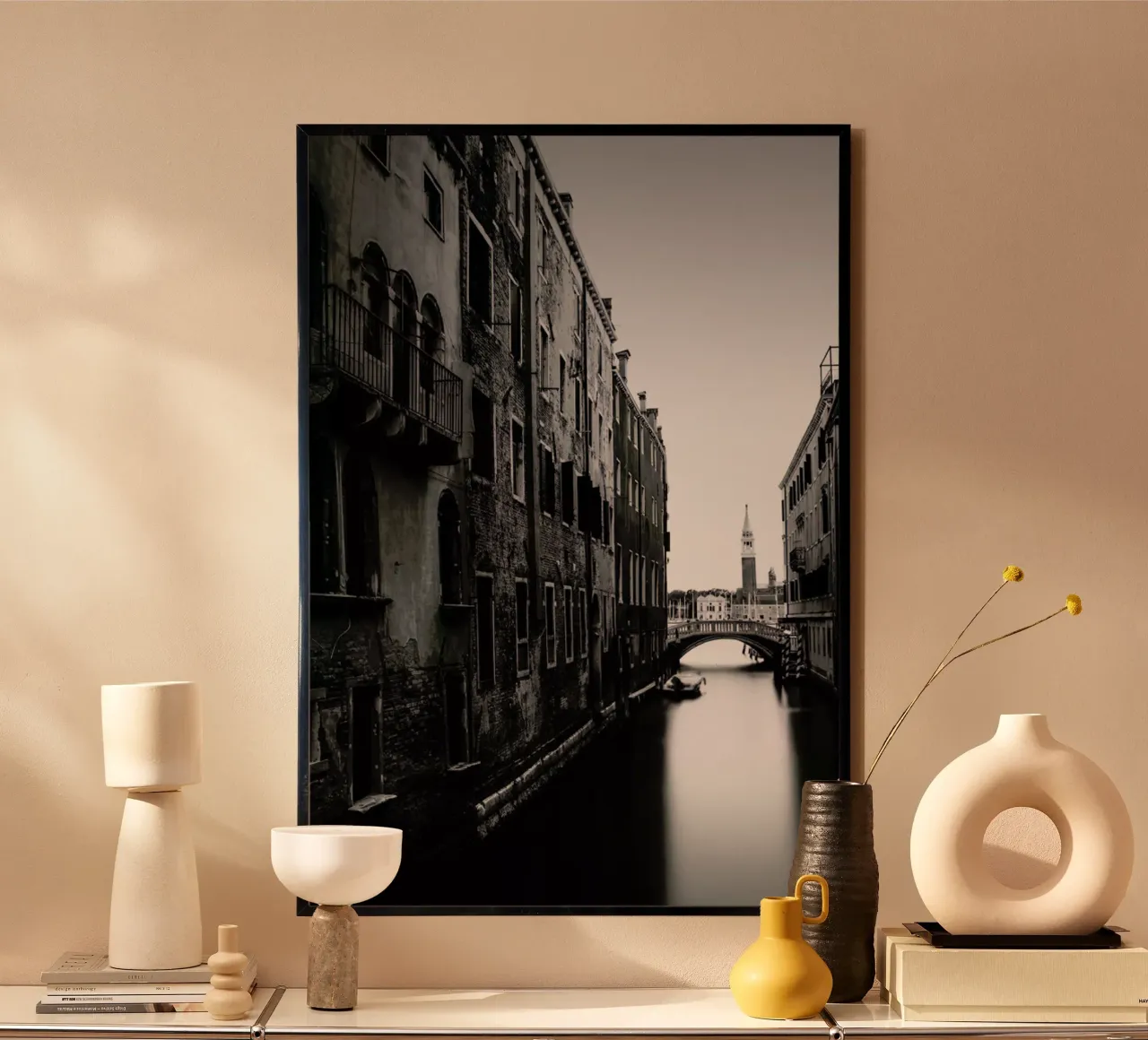 Corridoio - Venedig poster con telaio in legno da Håggard Photography | Ronny Behnert