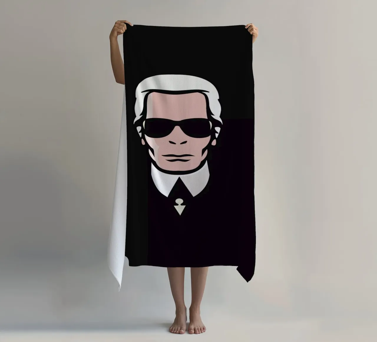 Lagerfeld telo mare da Bruno Morphet