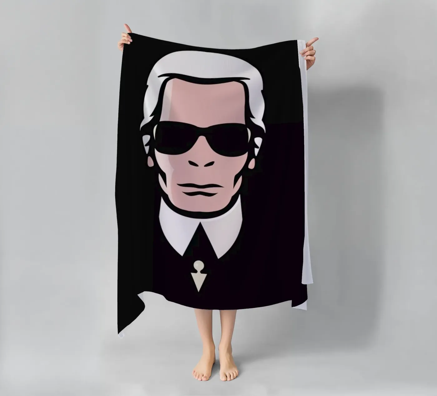 Lagerfeld telo mare da Bruno Morphet