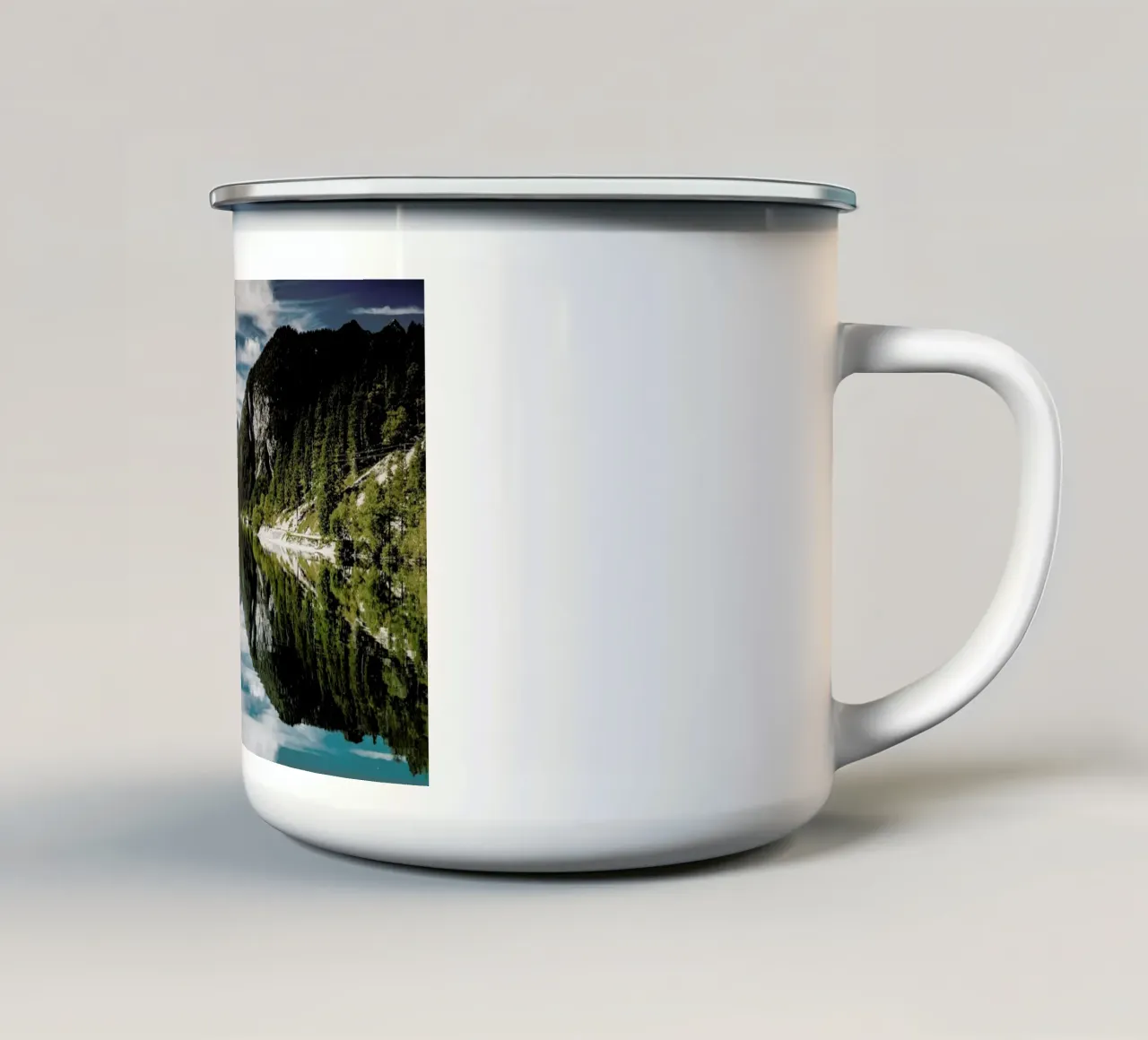 Nothing Beats Nature @GospodarekMikolaj tazza in smalto da EyeEm Mobile GmbH