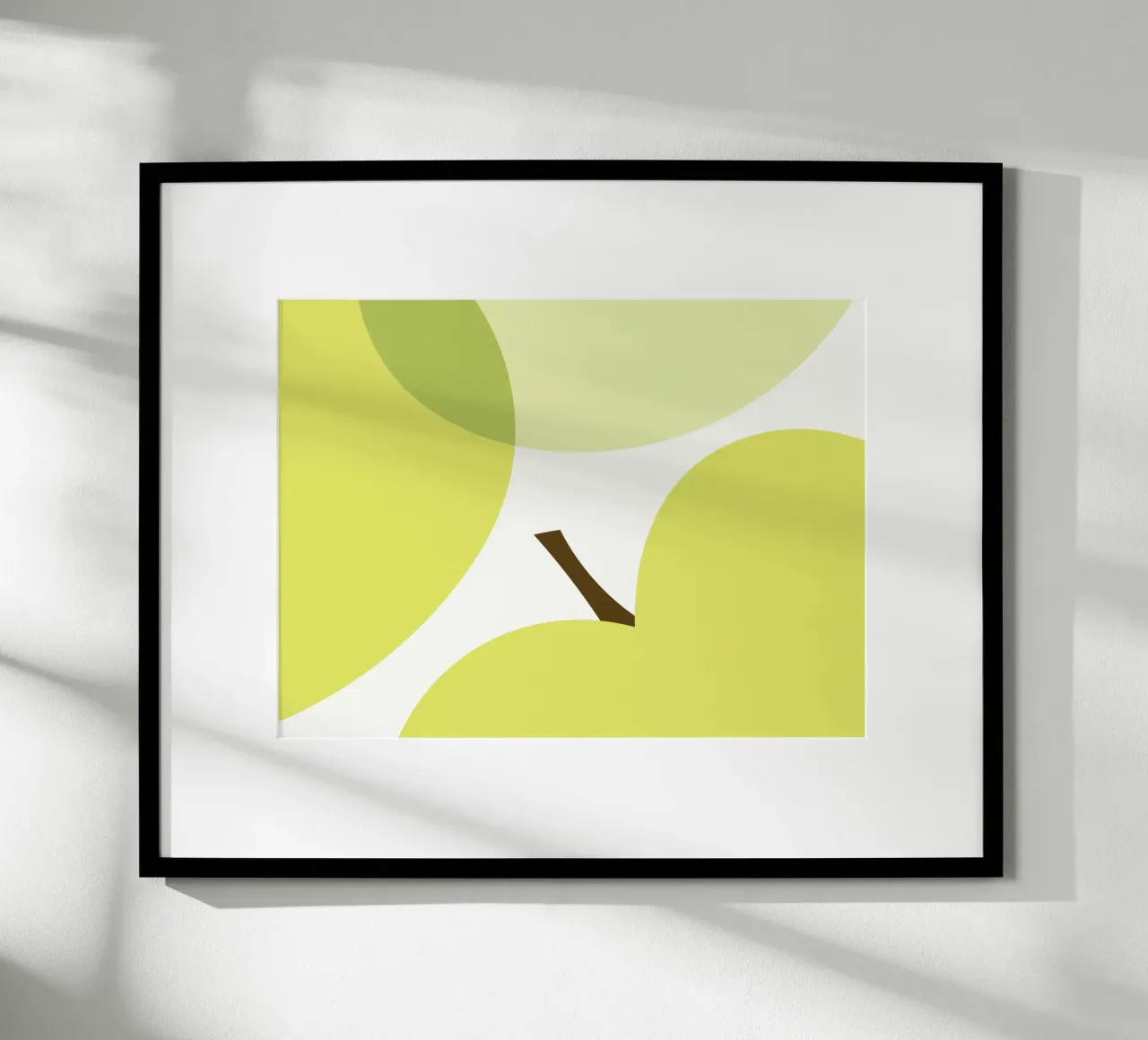 Green Apple Nature poster con telaio in legno da galihstudio