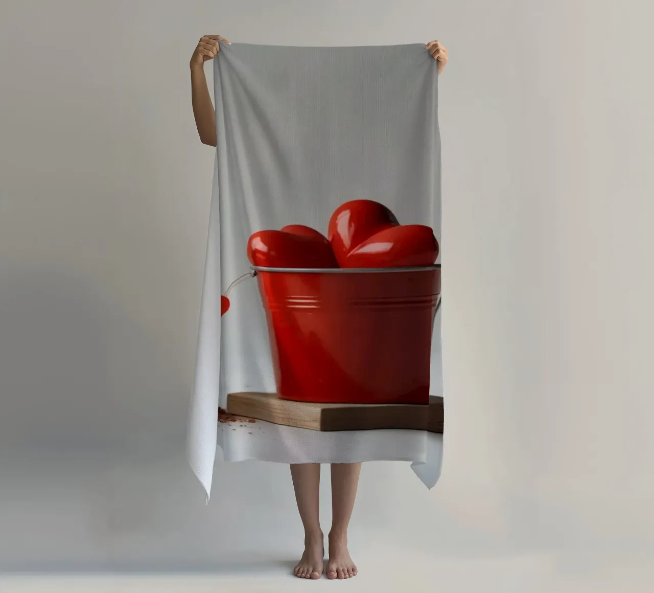 escavatore giallo e rosso a forma di cuore in una benna telo mare da DesignDoodle