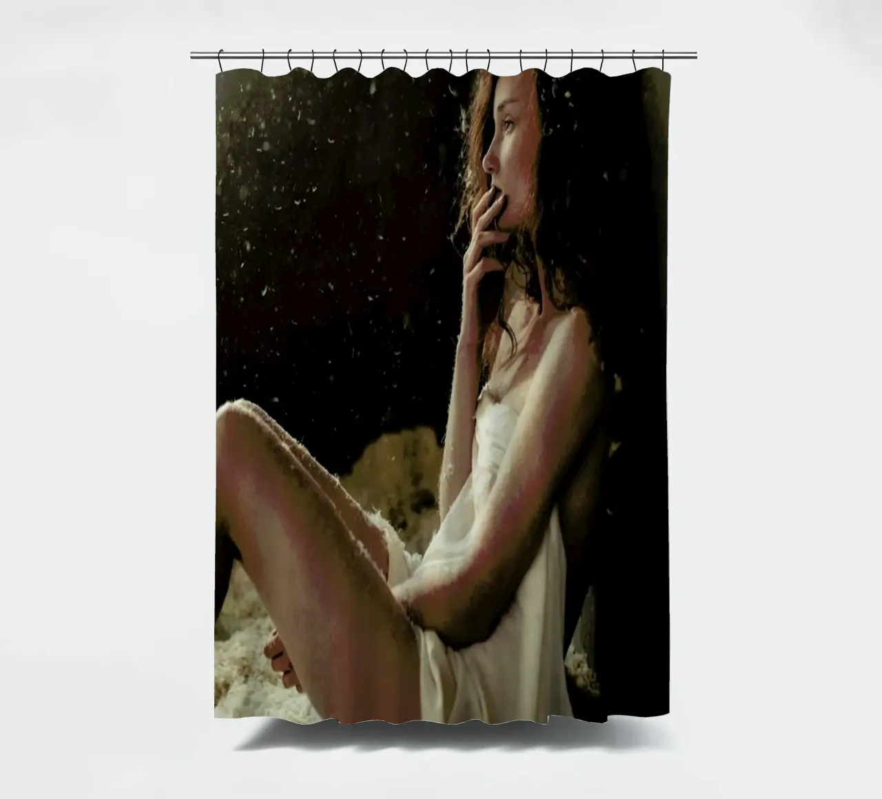 Soft Light Duschvorhang von Runway Collective
