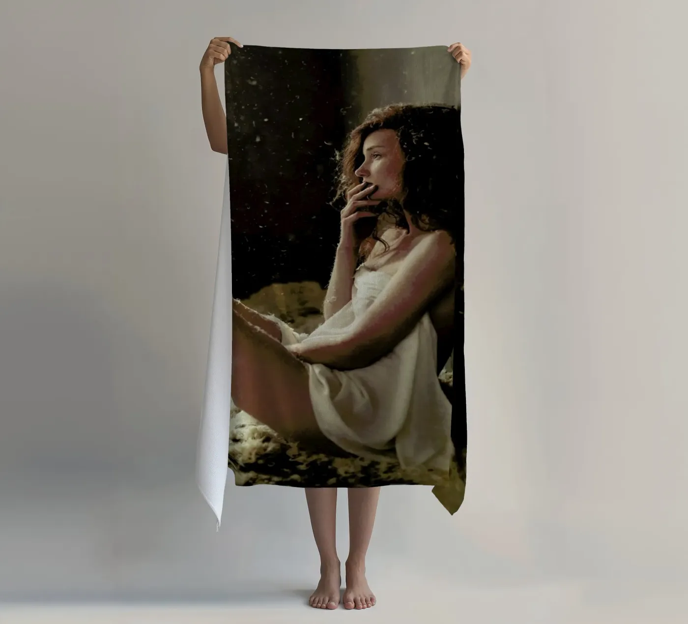 Soft Light Strandtuch von Runway Collective