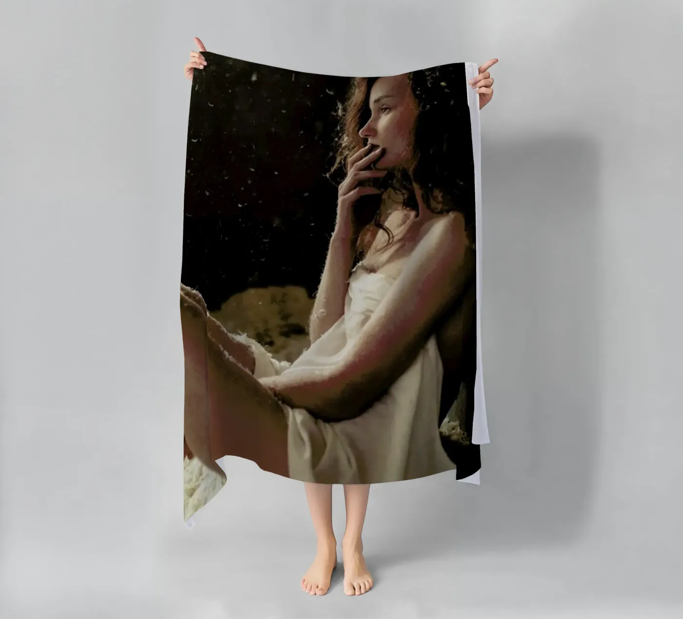 Soft Light Strandtuch von Runway Collective
